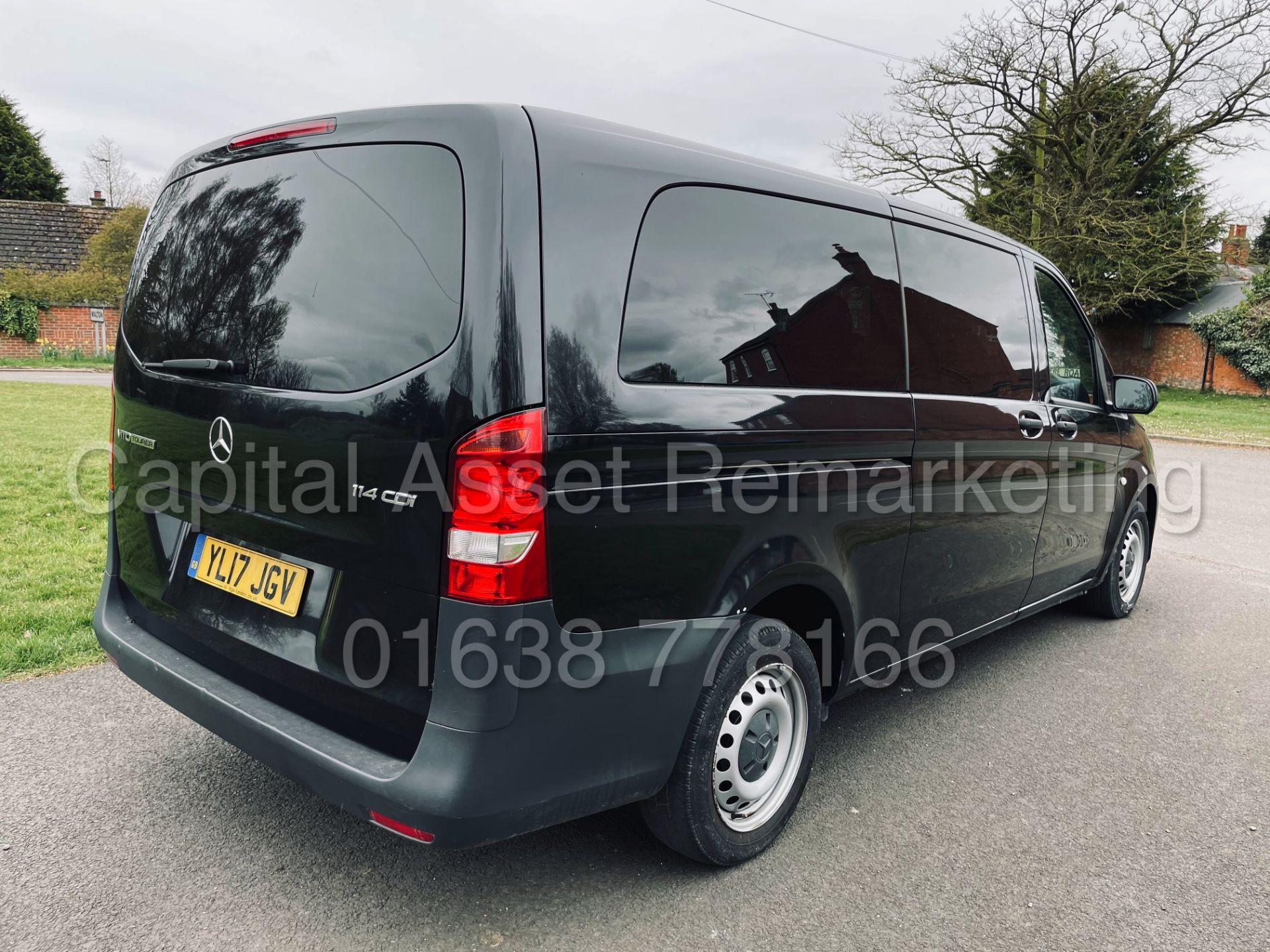 On Sale MERCEDES-BENZ VITO 114 BLUETEC *9 SEATER TOURER PRO / BUS* (2017 - EURO 6) *9G AUTO-LEATHER* - Image 12 of 48