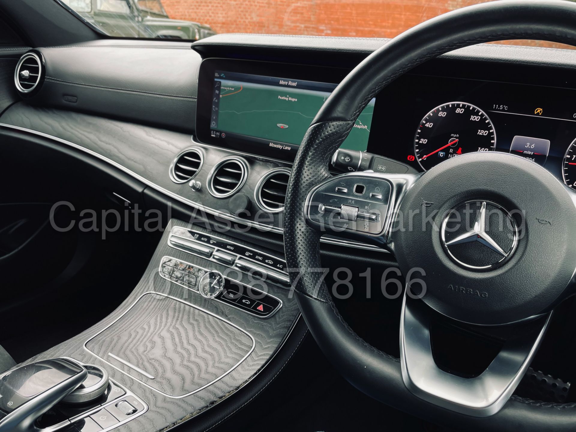 MERCEDES-BENZ E220d *AMG LINE* SALOON (2019 - EURO 6) '9G TRONIC AUTO - LEATHER- SAT NAV' *TOP SPEC* - Image 40 of 51