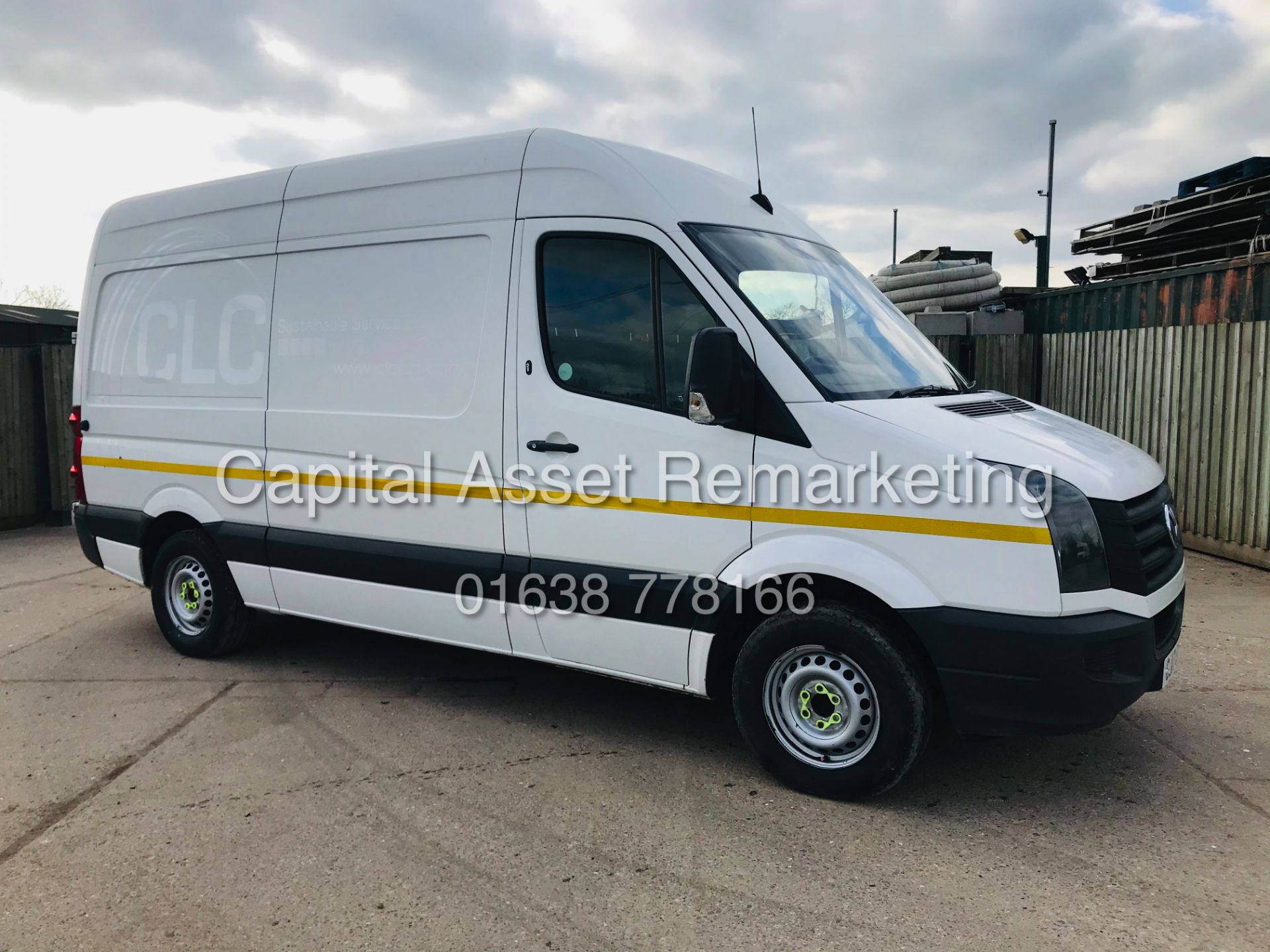 (ON SALE) VOLKSWAGEN CRAFTER 2.0 TDI BLUE-MOTION MWB (17 REG) 1 OWNER *AIR CON* ELEC PACK - CRUISE - Image 6 of 18