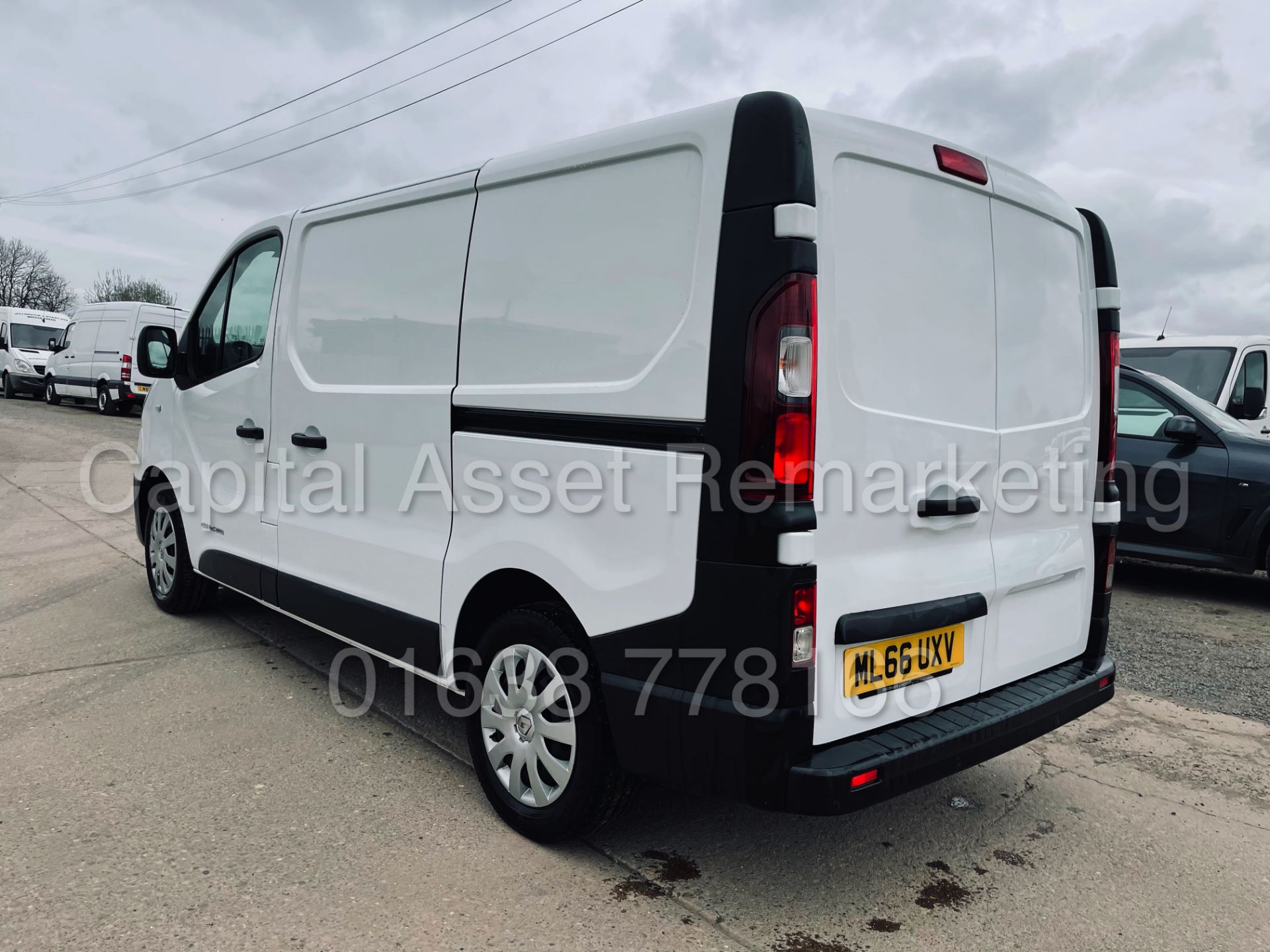 (On Sale) RENAULT TRAFIC SL29 *BUSINESS ENERGY* PANLE VAN (2017 - EURO 6) '1.6 DCI - 6 SPEED' *A/C* - Image 10 of 47