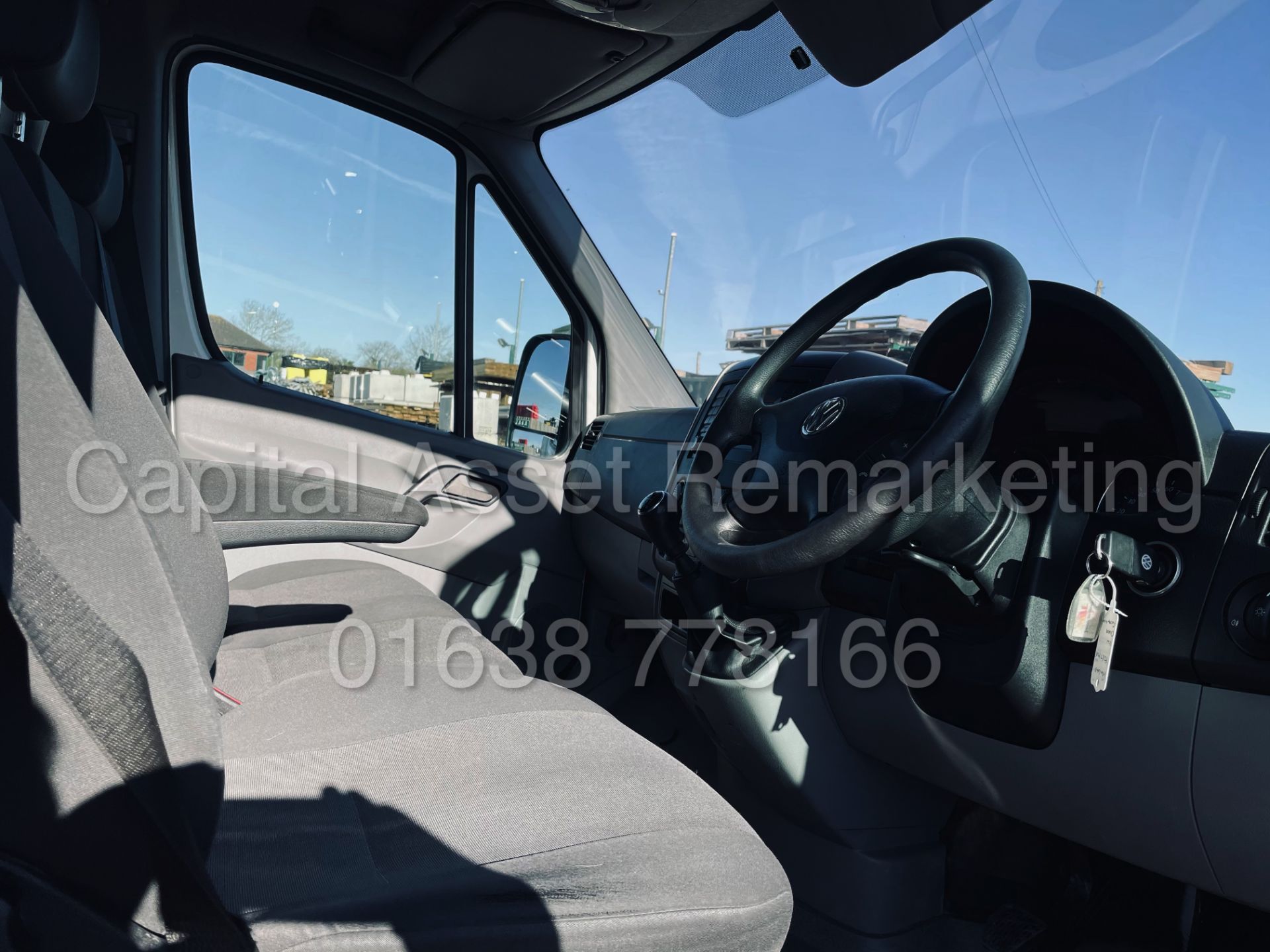 (On Sale) VOLKSWAGEN CRAFTER CR35 *LWB - CURTAIN SIDE / LUTON* (67 REG - EURO 6) '2.0 TDI - 6 SPEED' - Image 28 of 41