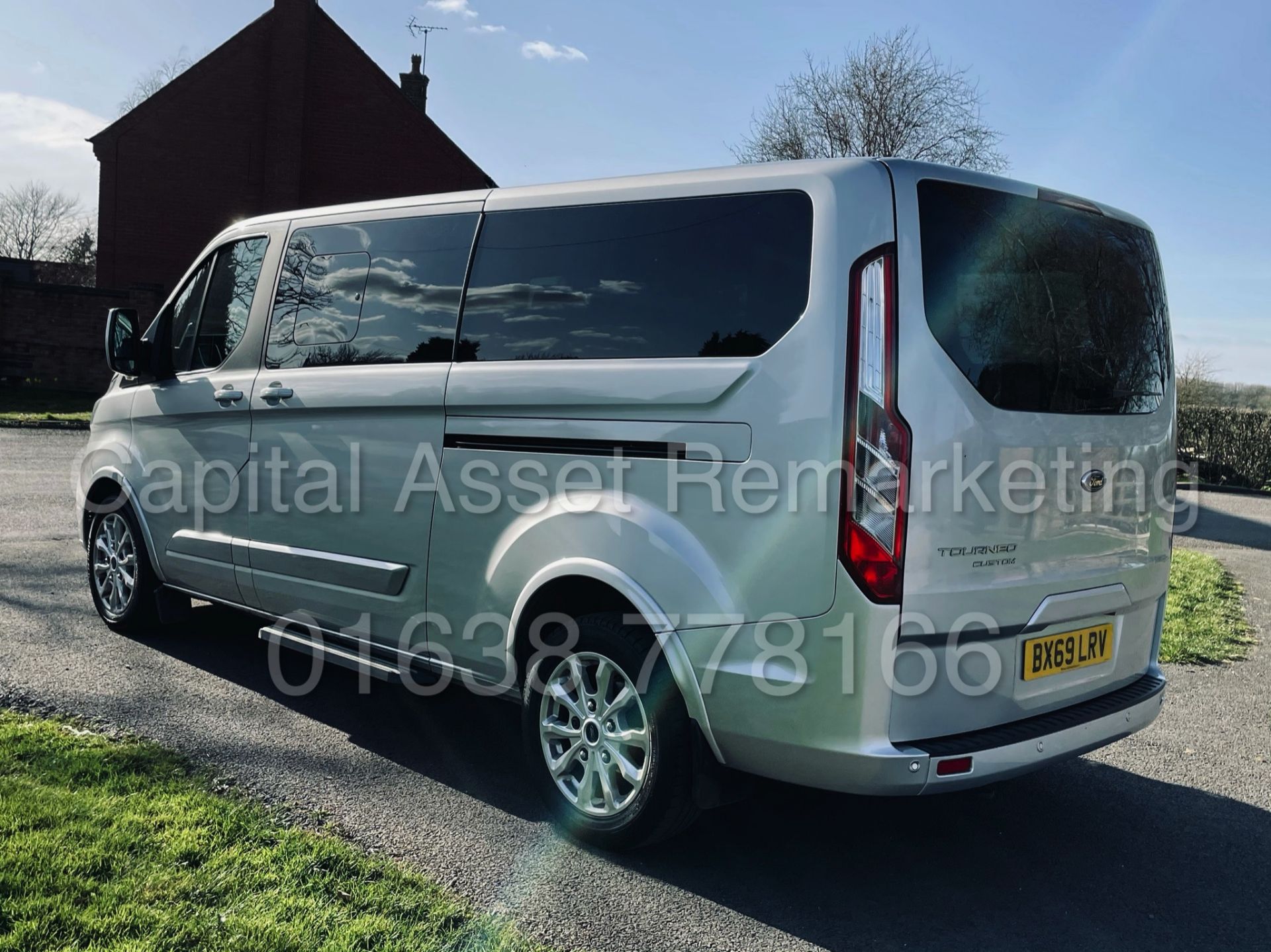 FORD TRANSIT CUSTOM TOURNEO *TITANIUM - 9 SEATER MPV / BUS* (2020 - EURO 6) '2.0 TDCI - AUTOMATIC' - Image 6 of 53