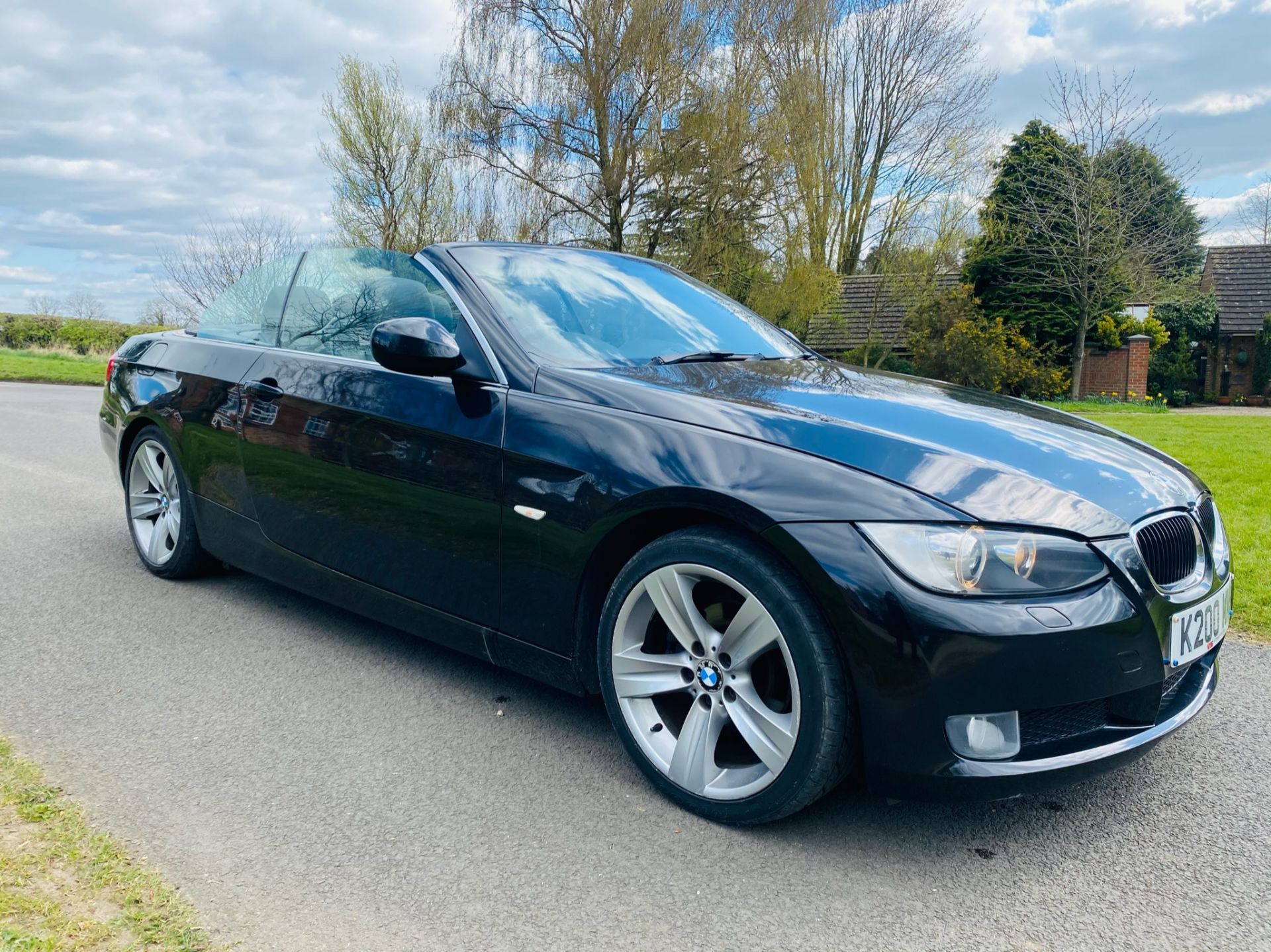 ON SALE BMW 320D "SPECIAL EDITION / HIGHLINE" *CONVERTIBLE* (2010 MODEL) LEATHER -ELEC ROOF *NO VAT*