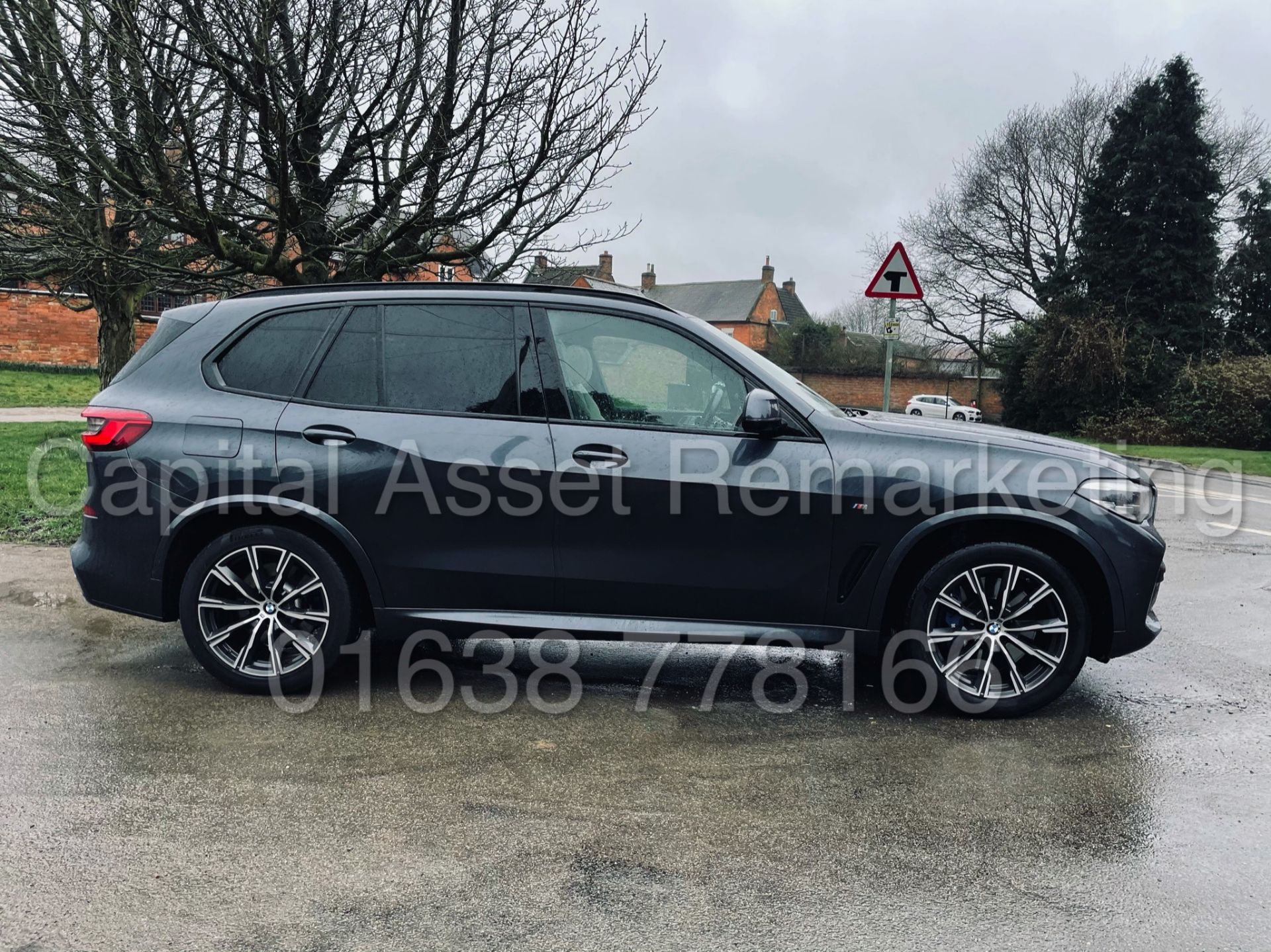 (On Sale) BMW X5 *M SPORT* X-DRIVE *7 SEATER SUV* (2019 - EURO 6) '3.0 DIESEL - AUTO' *PAN ROOF* - Image 14 of 70