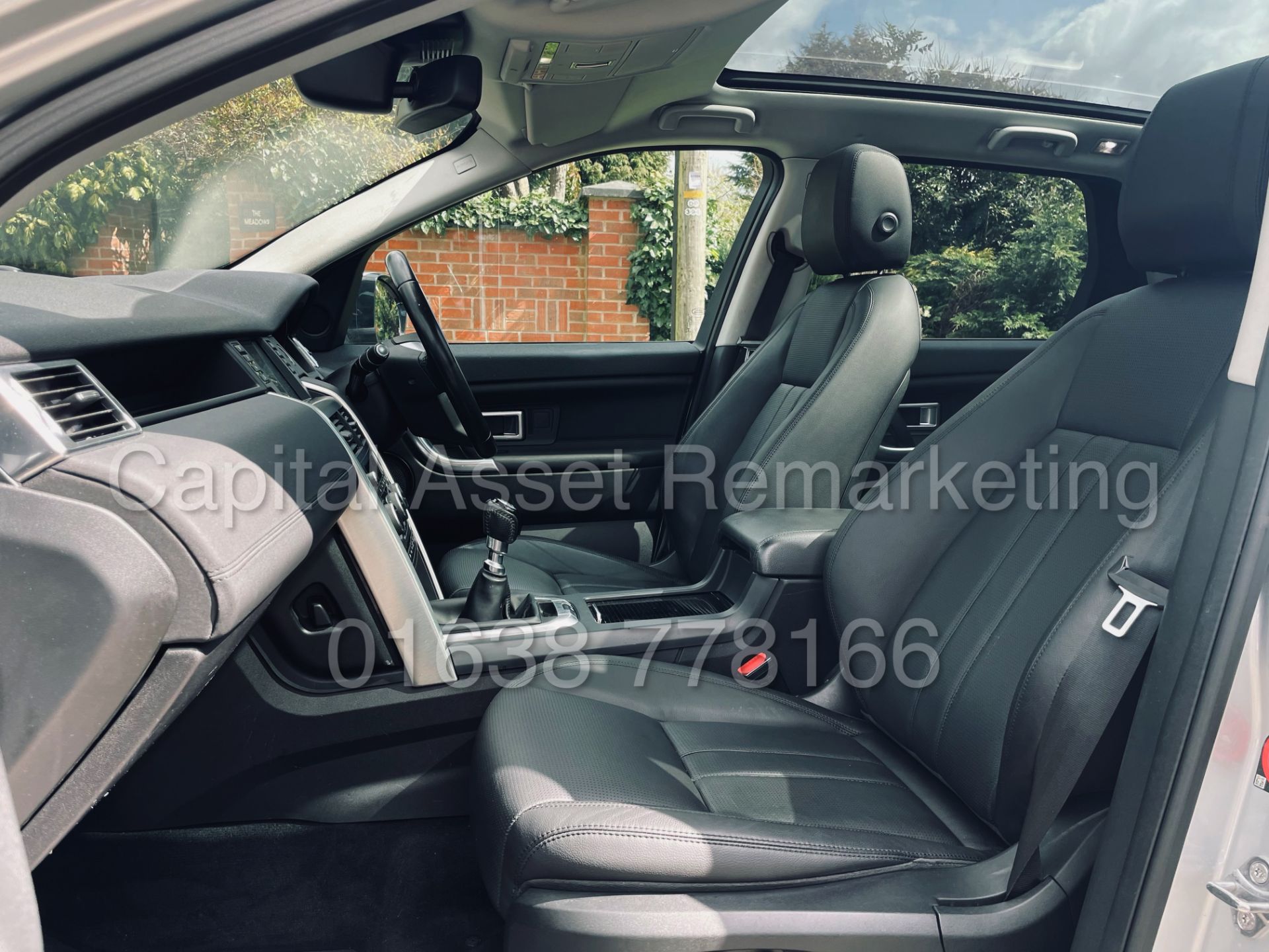 (On Sale) LAND ROVER DISCOVERY SPORT *HSE* SUV (66 REG - 2.0 TD4) *LEATHER - PAN ROOF - SAT NAV* - Image 26 of 55