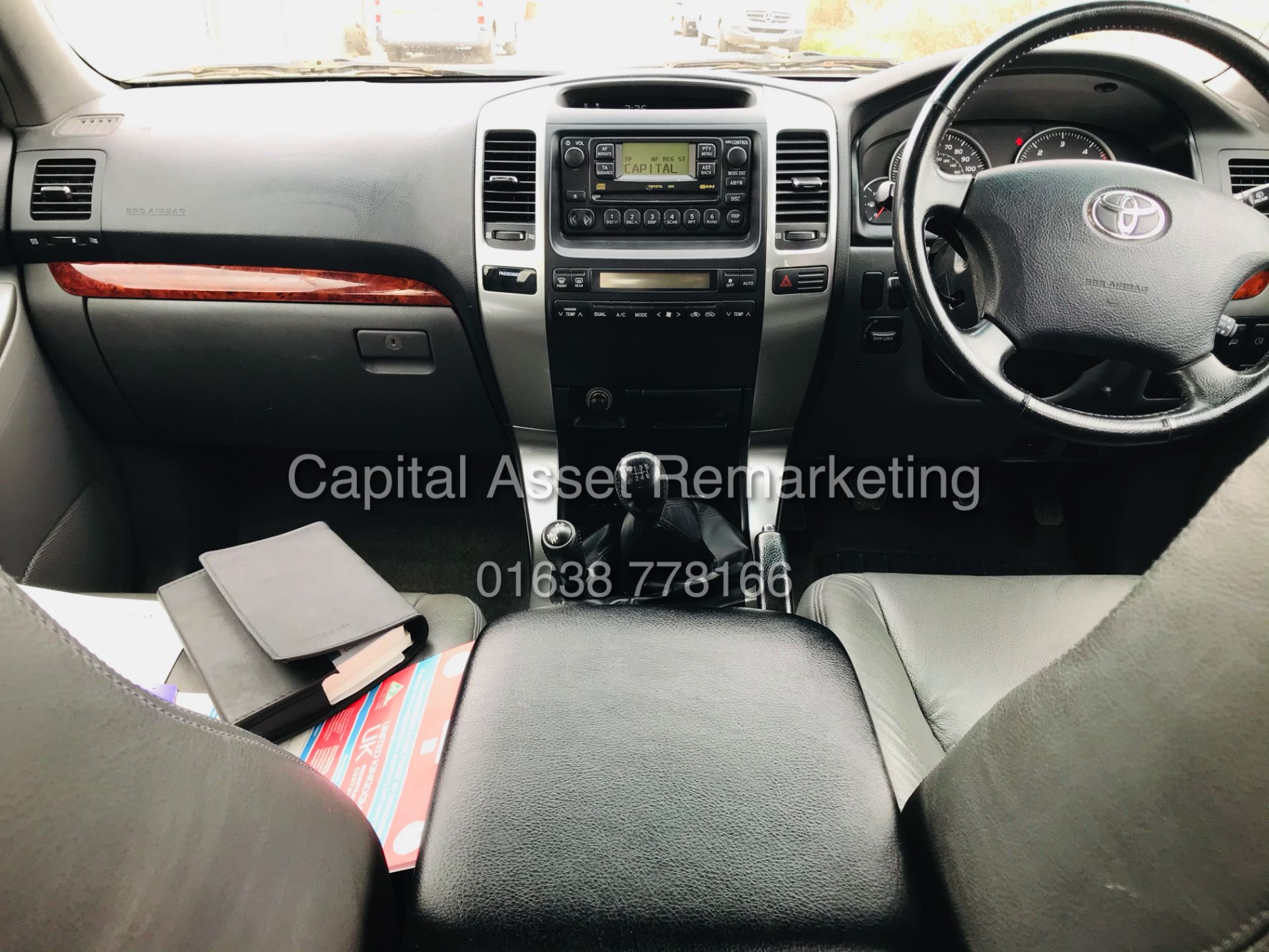 (ON SALE) TOYOTA LAND CRUISER LC3 3.0 D-4D LWB (06 REG) FSH - LEATHER - AC - CRUISE *NO VAT* - Image 16 of 19