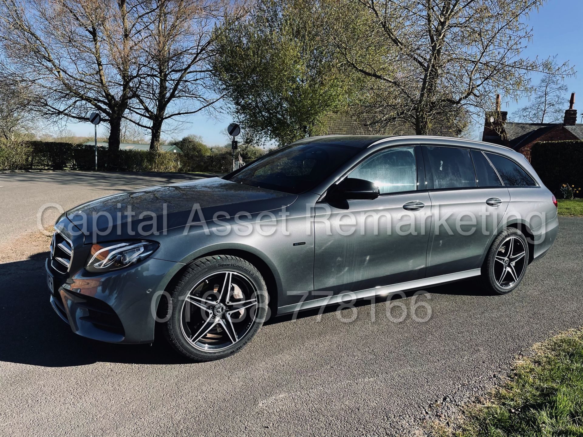 MERCEDES-BENZ E300DE *AMG LINE - ESTATE* DIESEL HYBRID (2020 MODEL) '9G TRONIC - SAT NAV' *WOW* - Image 7 of 52