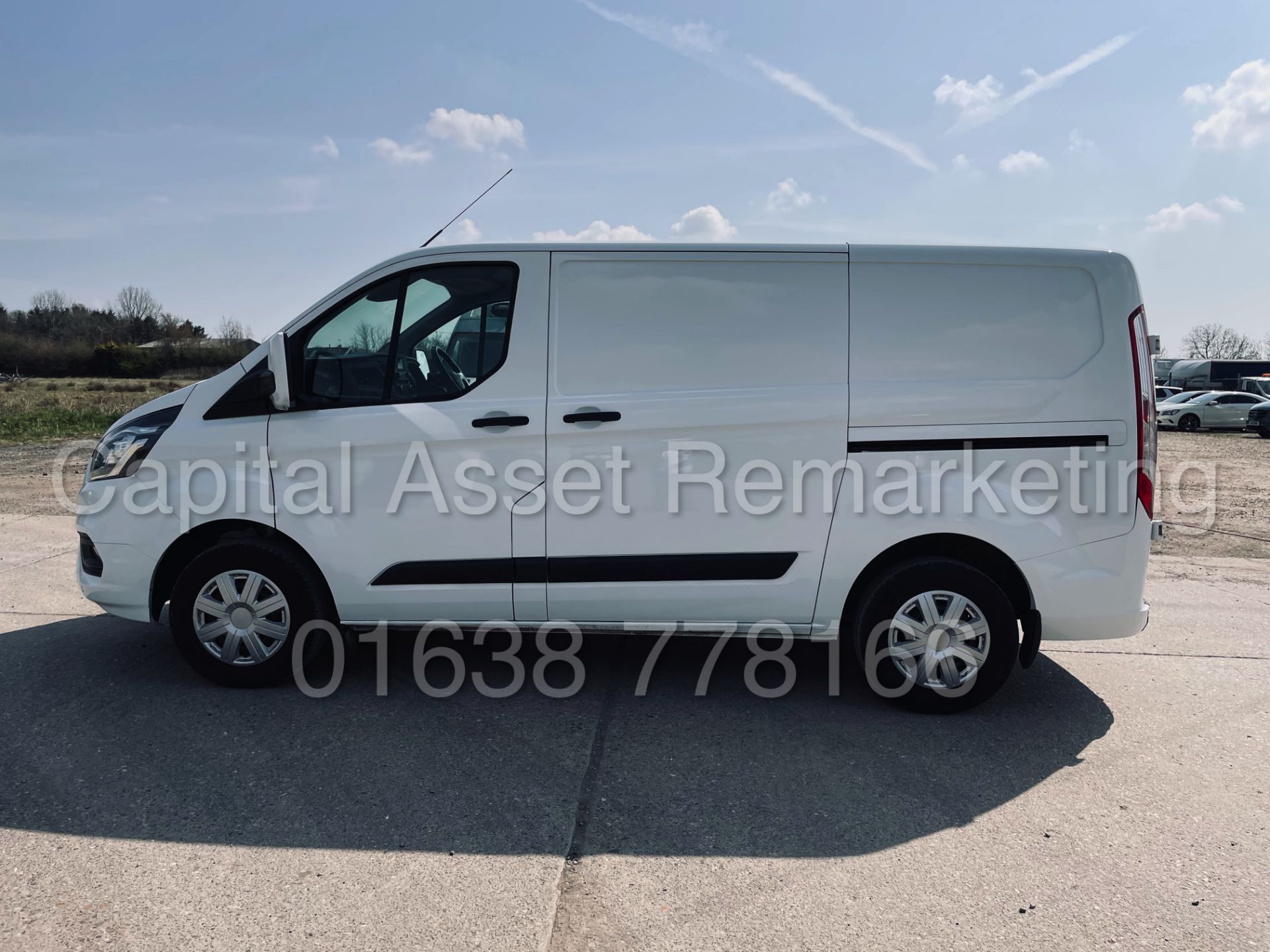 (On Sale) FORD TRANSIT CUSTOM 300 *TREND* (68 REG - EURO 6) '2.0 TDCI - 130 BHP - 6 SPEED' *AIR CON* - Image 8 of 41