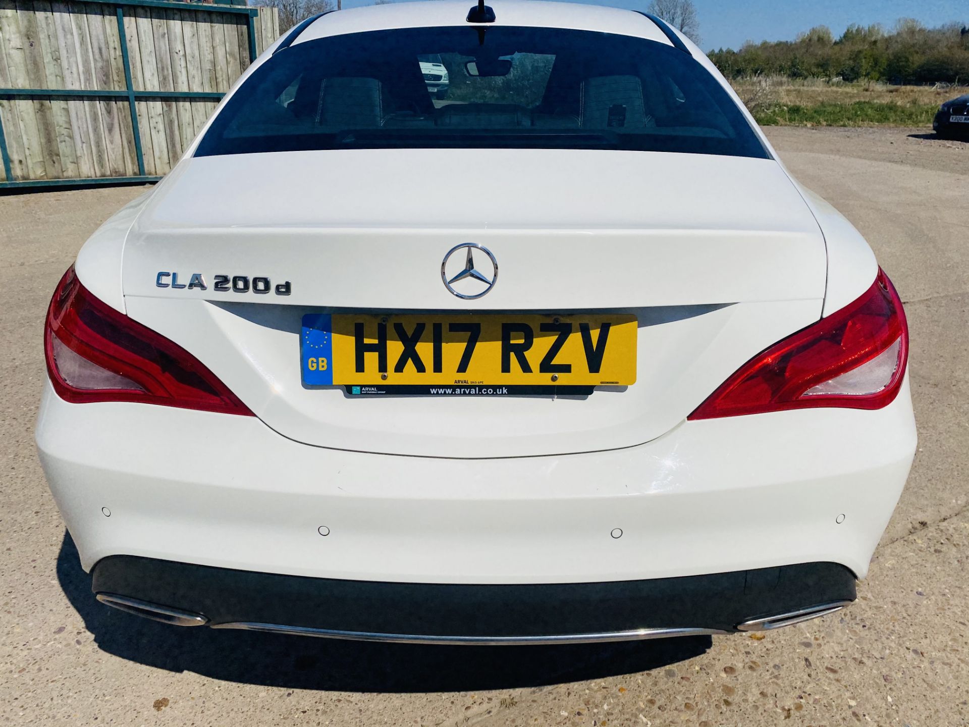 (ON SALE) MERCEDES CLA 200d "SPORT"( 17 REG ) LEATHER - SAT NAV - "WHITE" - AIR CON - HUGE SPEC - Image 9 of 22