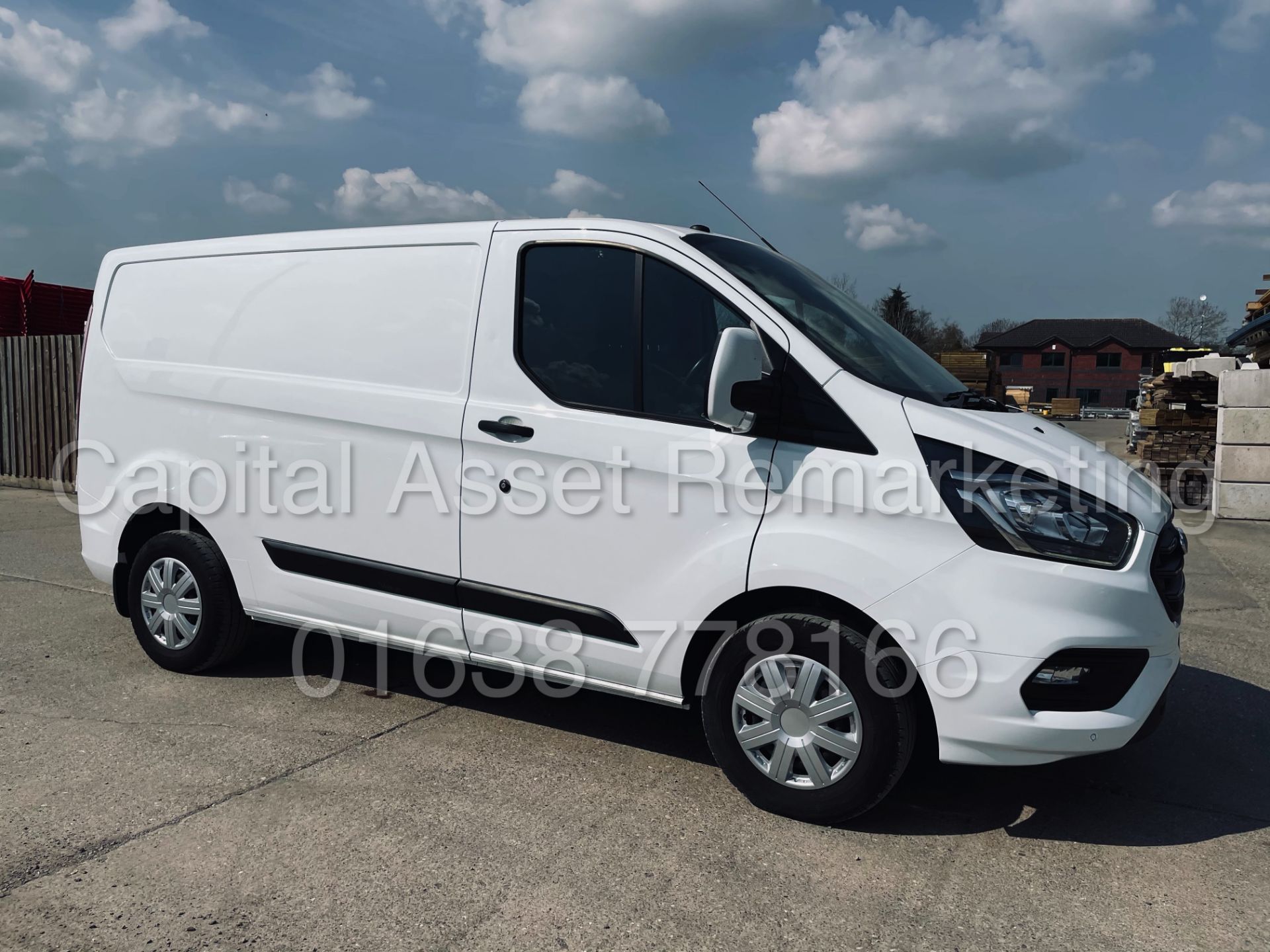 (On Sale) FORD TRANSIT CUSTOM 300 *TREND* (68 REG - EURO 6) '2.0 TDCI - 130 BHP - 6 SPEED' *AIR CON*