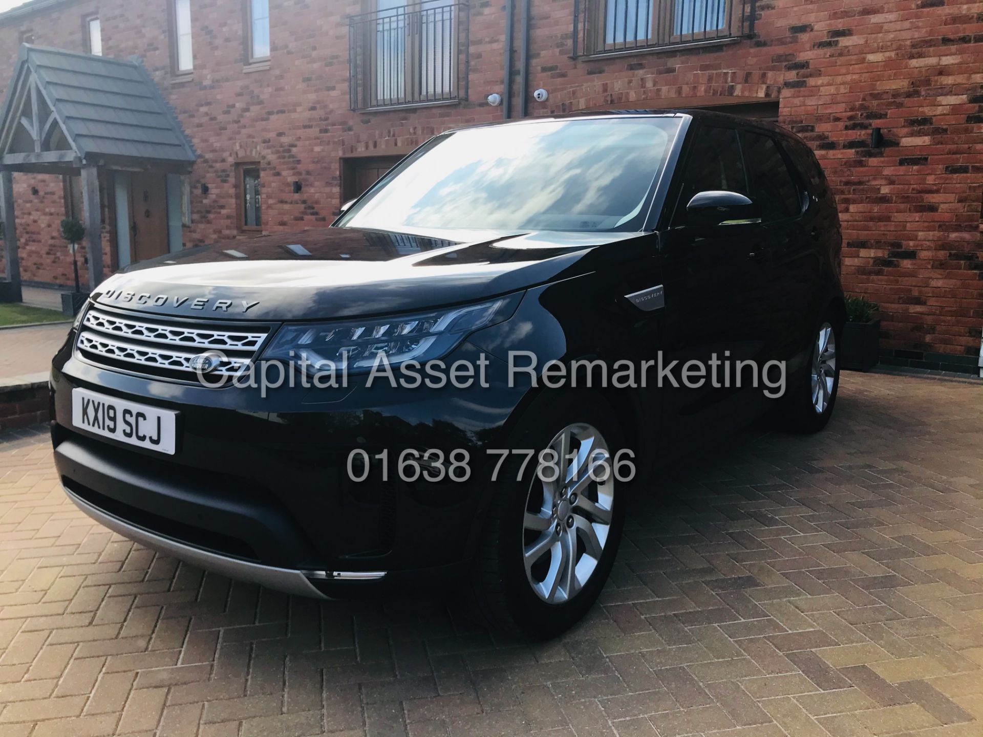 ON SALE LAND ROVER DISCOVERY 3.0 SDV6 "HSE EDITION"7 SEATER(19 REG) 1 OWNER-HUGE SPEC *PAN ROOF* 15K - Image 5 of 27