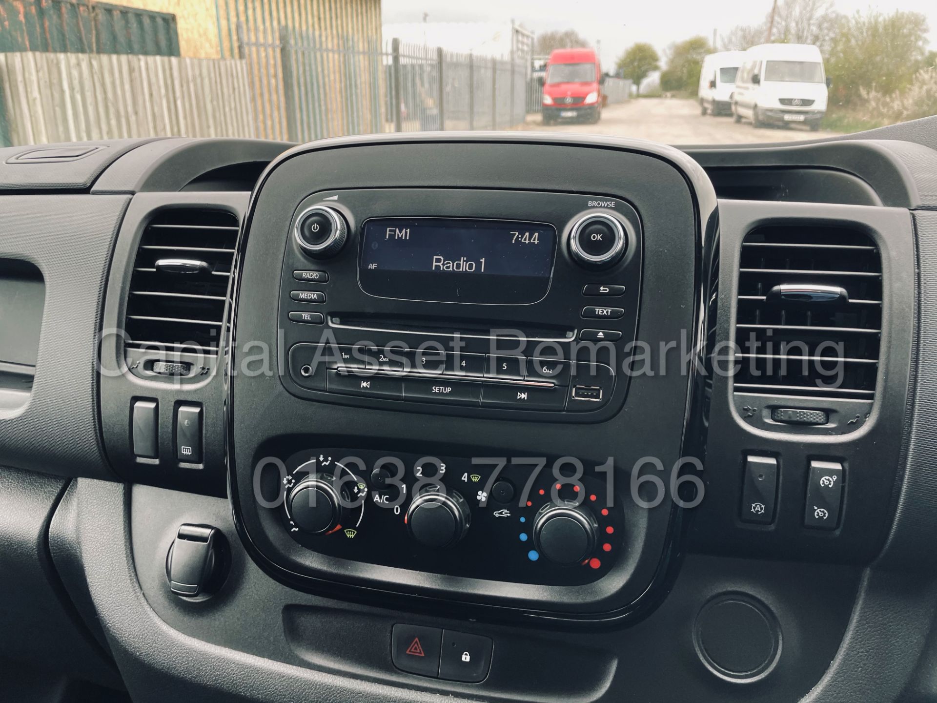 (On Sale) VAUXHALL VIVARO 2900 *SPORT* (67 REG - EURO 6) '1.6 CDTI BI-TURBO -STOP/START - 6 SPEED' - Image 34 of 41