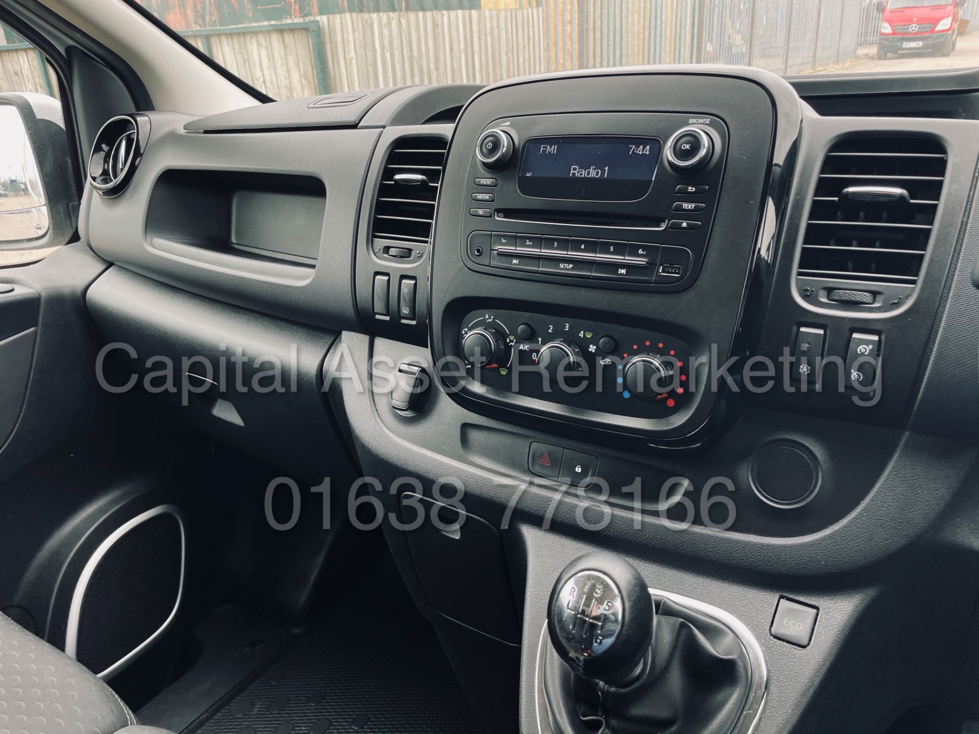 (On Sale) VAUXHALL VIVARO 2900 *SPORT* (67 REG - EURO 6) '1.6 CDTI BI-TURBO -STOP/START - 6 SPEED' - Image 33 of 41