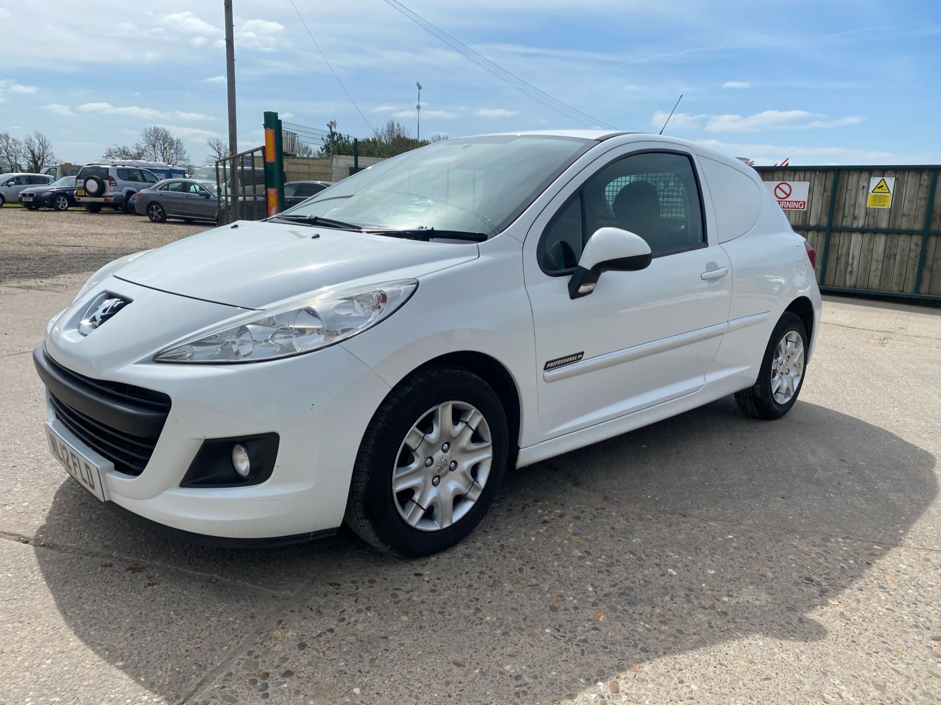 ON SALE PEUGEOT 207 'PROFESSIONAL - HDI' (2012) *1398 CC* NO VAT SAVE 20% !!! - Image 2 of 10