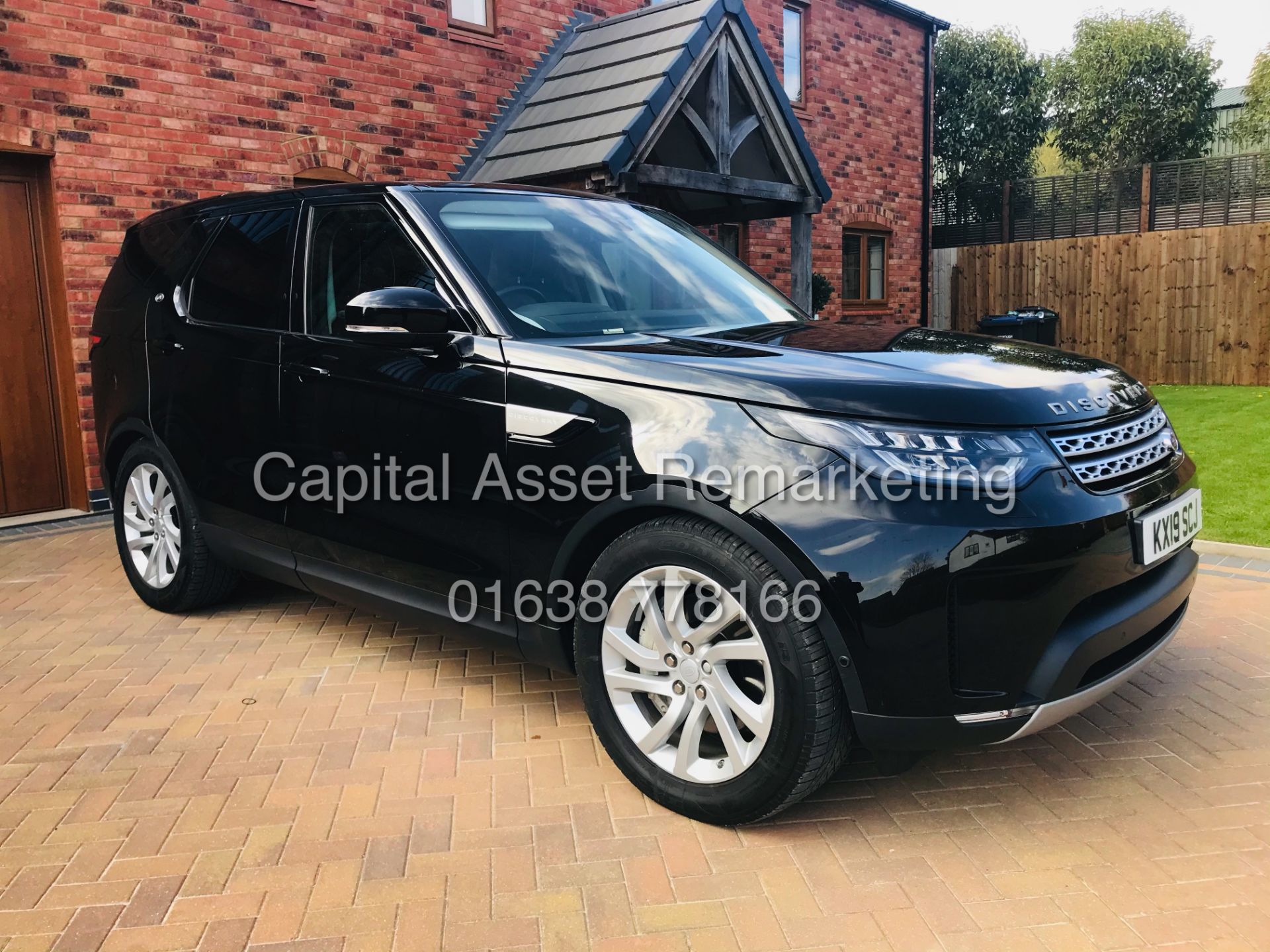 ON SALE LAND ROVER DISCOVERY 3.0 SDV6 "HSE EDITION"7 SEATER(19 REG) 1 OWNER-HUGE SPEC *PAN ROOF* 15K - Image 3 of 27