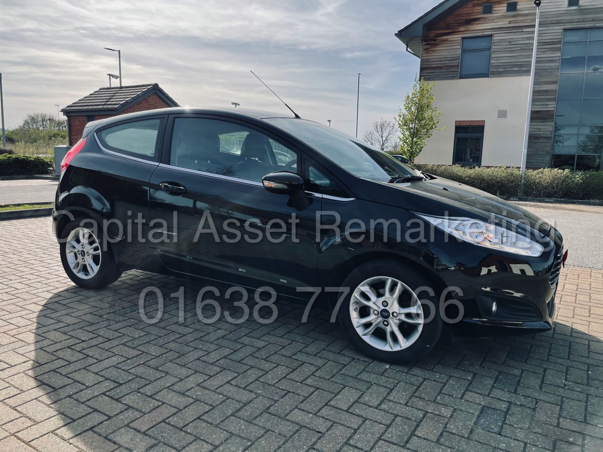 FORD FIESTA *ZETEC* 3 DOOR (2018 MODEL) '1.5 TDCI - EURO 6' *A/C - SAT NAV* (1 OWNER) *15K MILES*