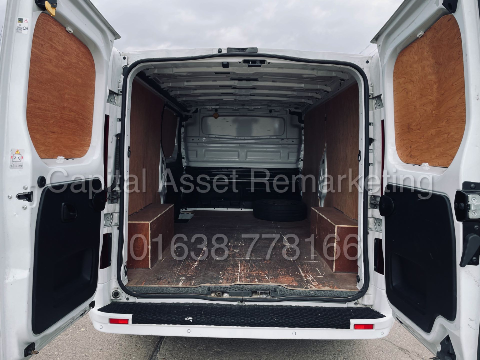 (On Sale) VAUXHALL VIVARO 2900 *SPORT* (67 REG - EURO 6) '1.6 CDTI BI-TURBO -STOP/START - 6 SPEED' - Image 24 of 41