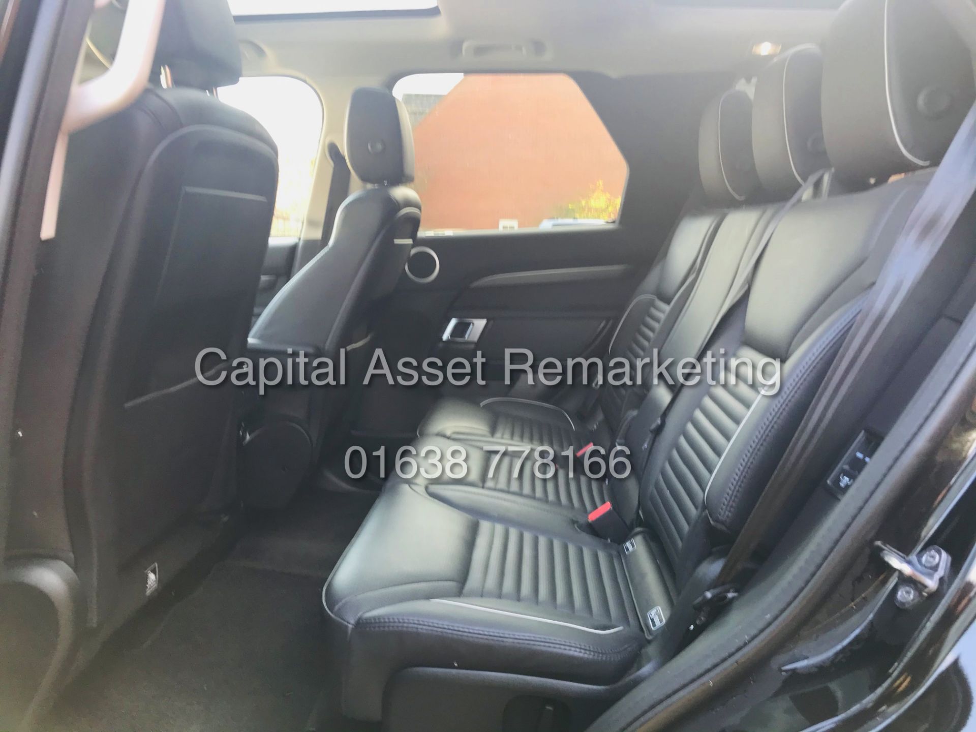 ON SALE LAND ROVER DISCOVERY 3.0 SDV6 "HSE EDITION"7 SEATER(19 REG) 1 OWNER-HUGE SPEC *PAN ROOF* 15K - Image 25 of 27