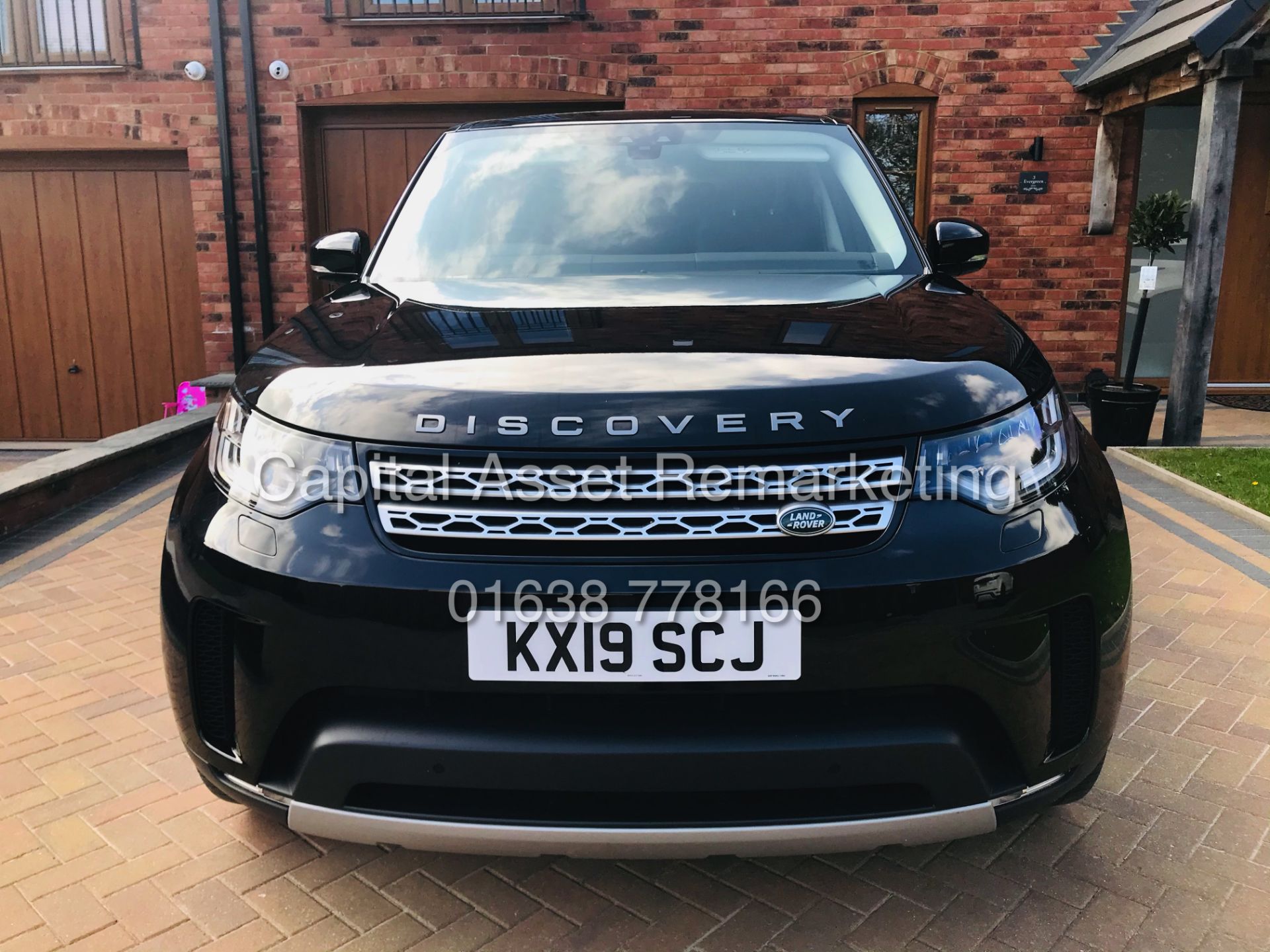 ON SALE LAND ROVER DISCOVERY 3.0 SDV6 "HSE EDITION"7 SEATER(19 REG) 1 OWNER-HUGE SPEC *PAN ROOF* 15K - Image 4 of 27