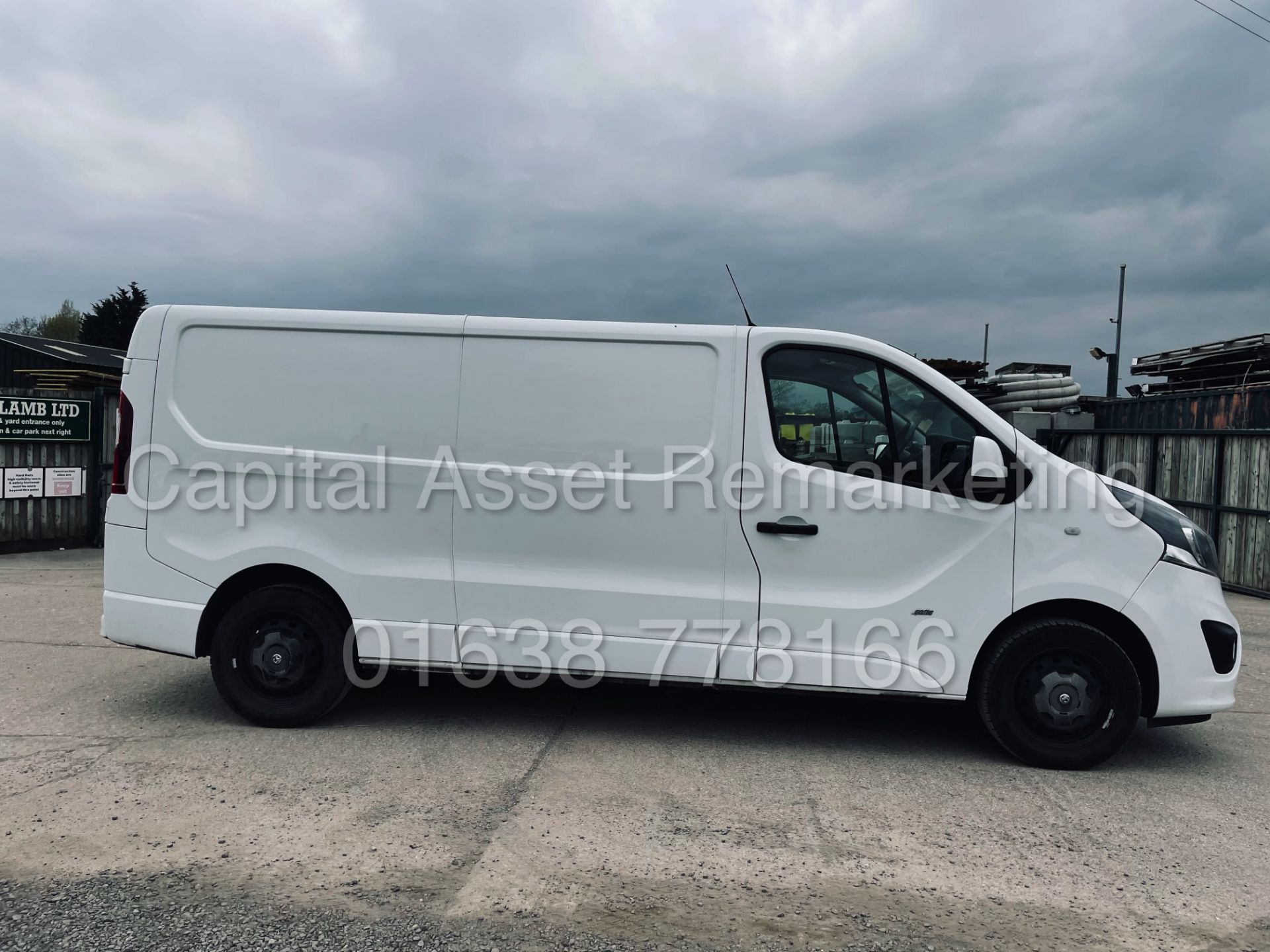 (On Sale) VAUXHALL VIVARO 2900 *SPORT* (67 REG - EURO 6) '1.6 CDTI BI-TURBO -STOP/START - 6 SPEED' - Image 14 of 41