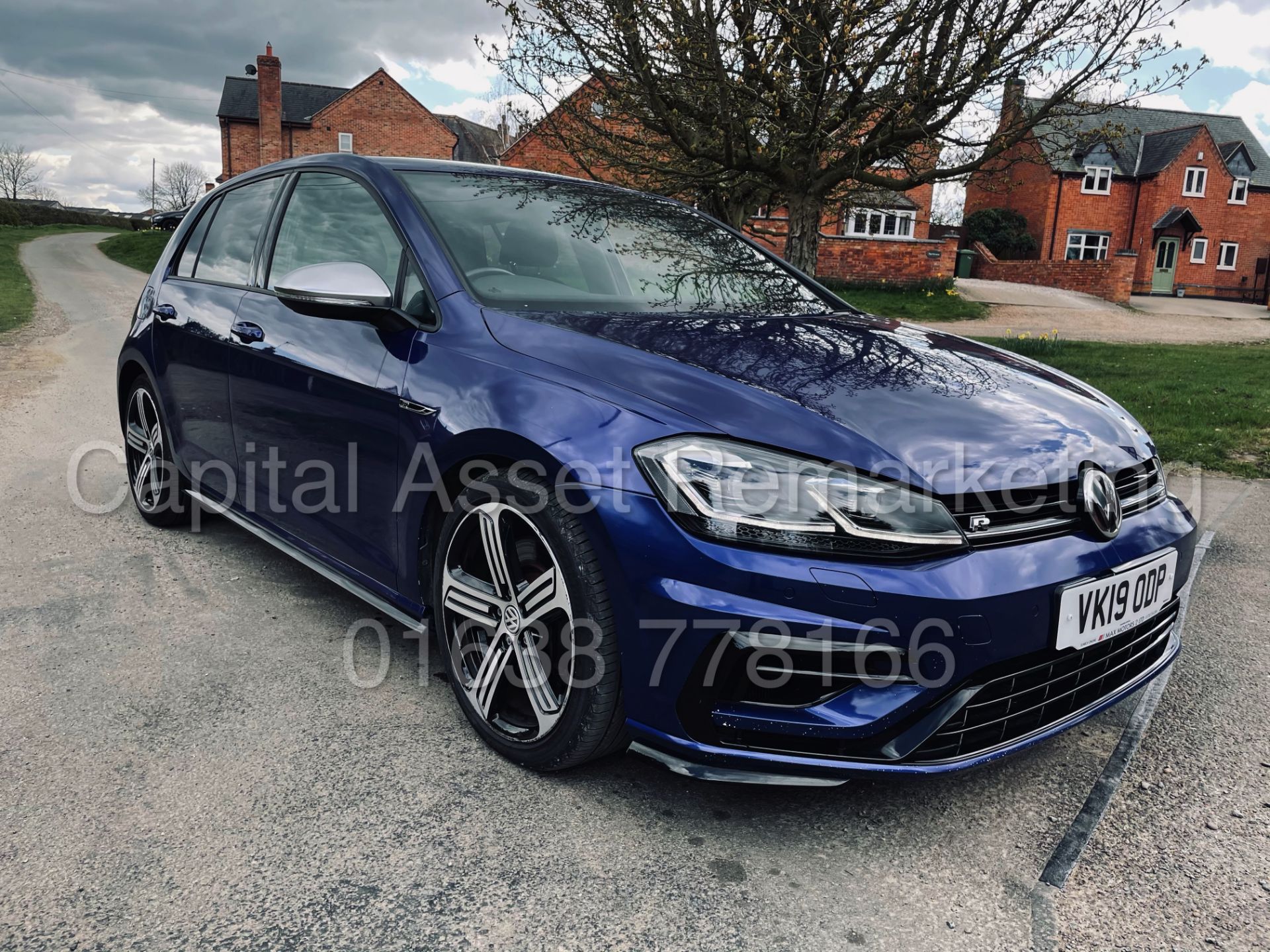 (ON SALE) VOLKSWAGEN GOLF R *4-MOTION* 5 DR HATCHBACK (2019) '2.0 TSI -300 BHP -AUTO DSG' *TOP SPEC* - Image 3 of 52