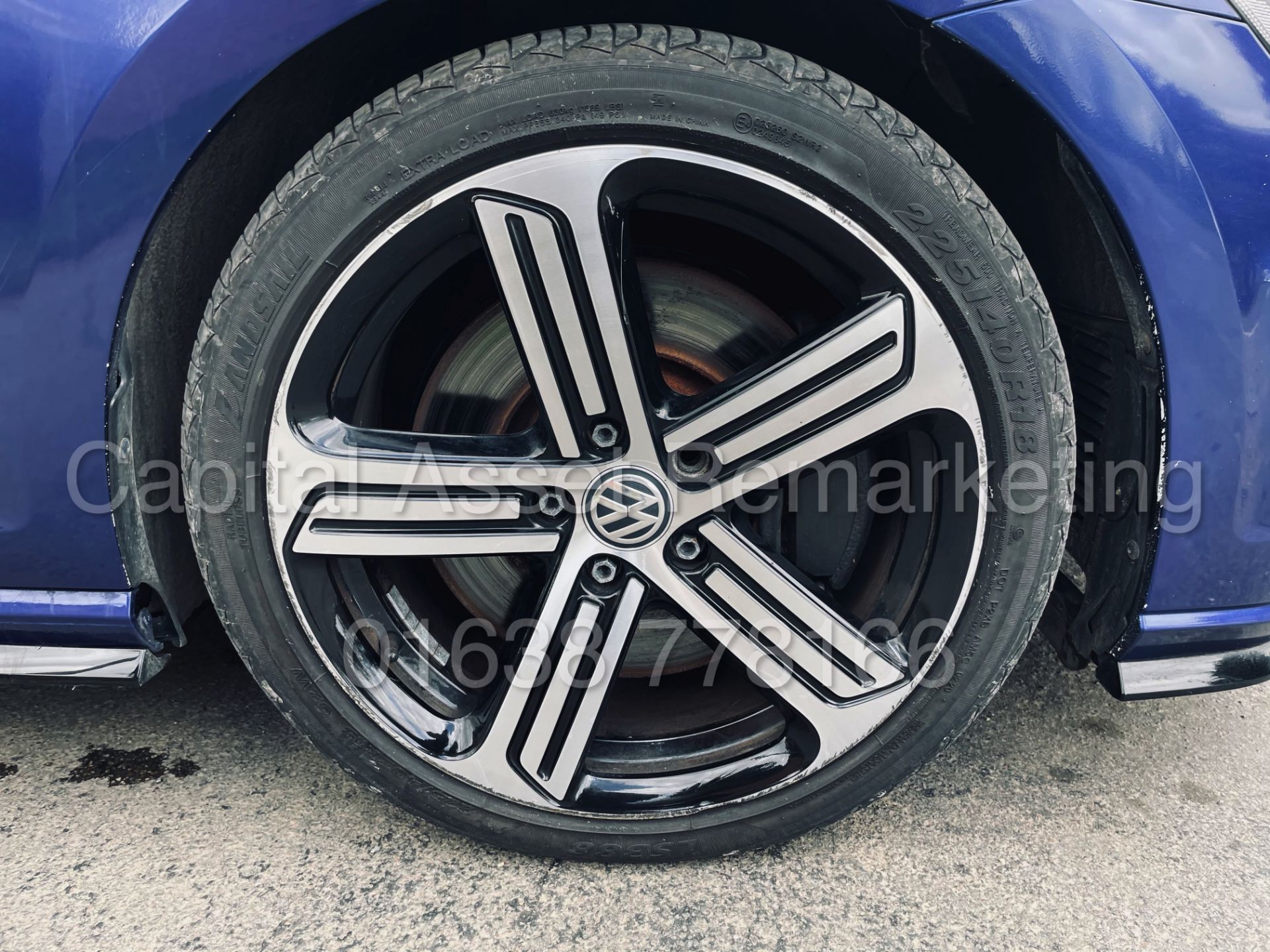 (ON SALE) VOLKSWAGEN GOLF R *4-MOTION* 5 DR HATCHBACK (2019) '2.0 TSI -300 BHP -AUTO DSG' *TOP SPEC* - Image 18 of 52