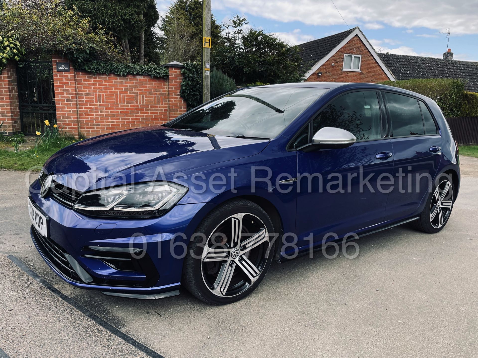 (ON SALE) VOLKSWAGEN GOLF R *4-MOTION* 5 DR HATCHBACK (2019) '2.0 TSI -300 BHP -AUTO DSG' *TOP SPEC* - Image 6 of 52