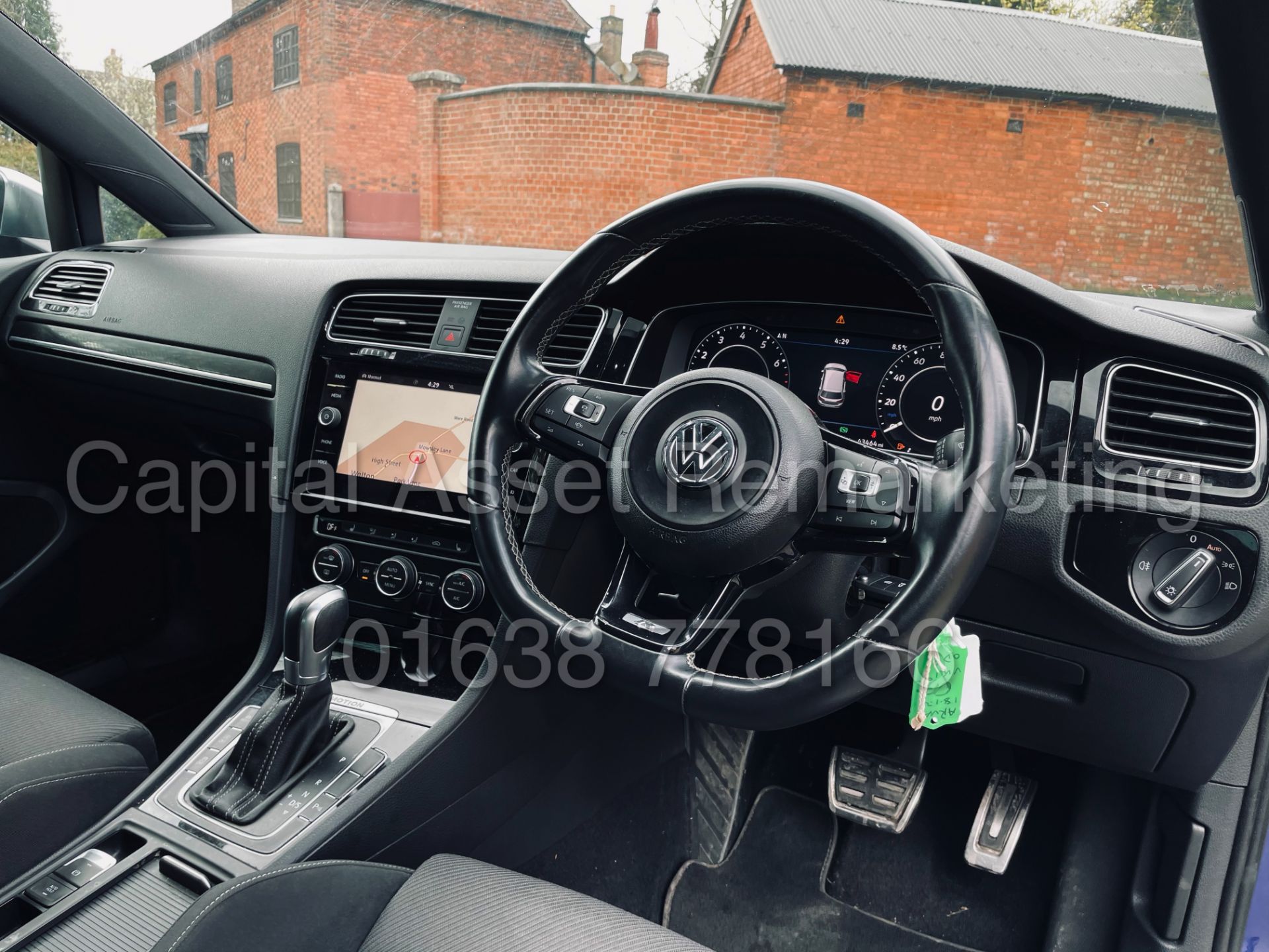 (ON SALE) VOLKSWAGEN GOLF R *4-MOTION* 5 DR HATCHBACK (2019) '2.0 TSI -300 BHP -AUTO DSG' *TOP SPEC* - Image 39 of 52