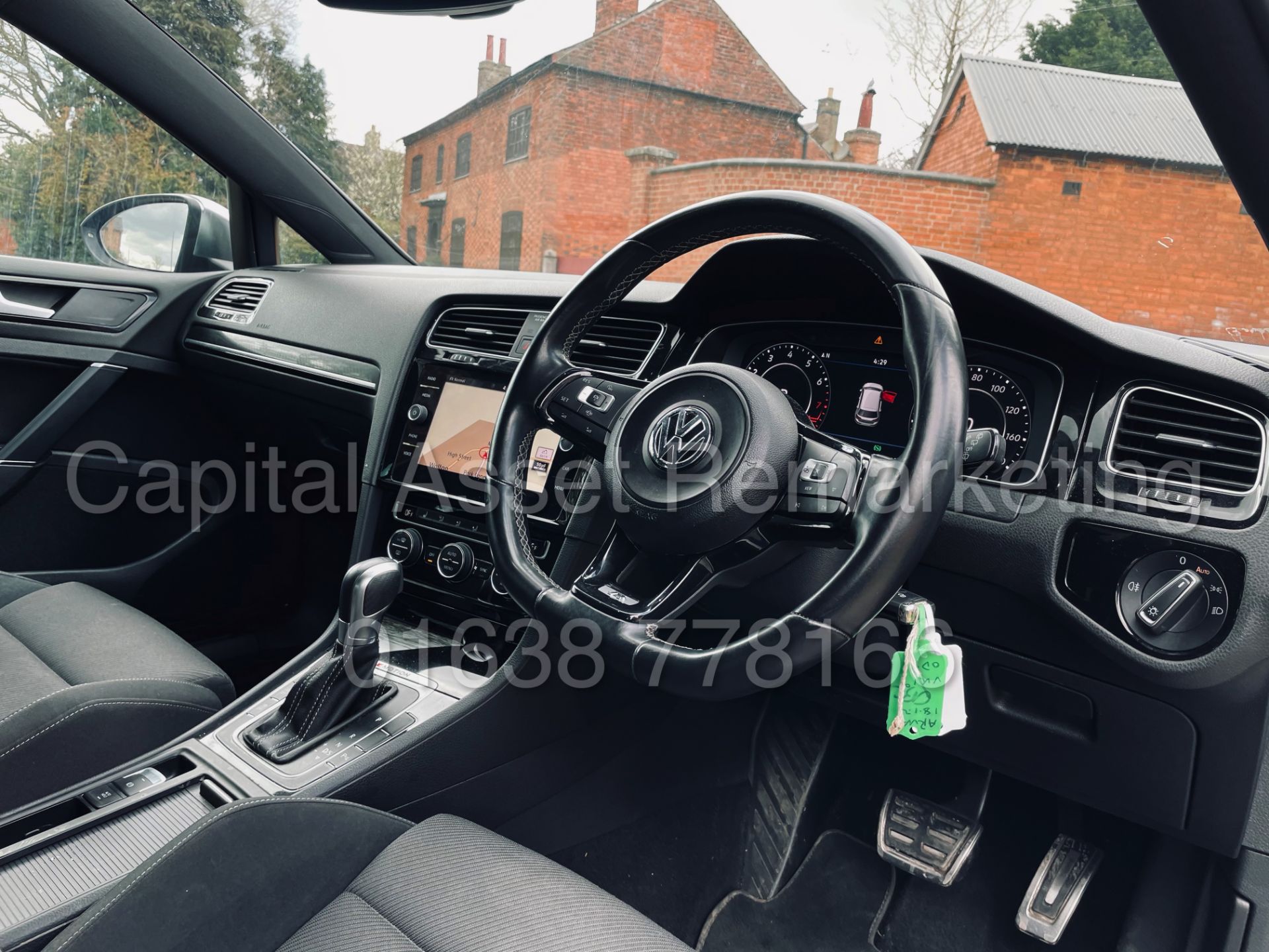 (ON SALE) VOLKSWAGEN GOLF R *4-MOTION* 5 DR HATCHBACK (2019) '2.0 TSI -300 BHP -AUTO DSG' *TOP SPEC* - Image 38 of 52