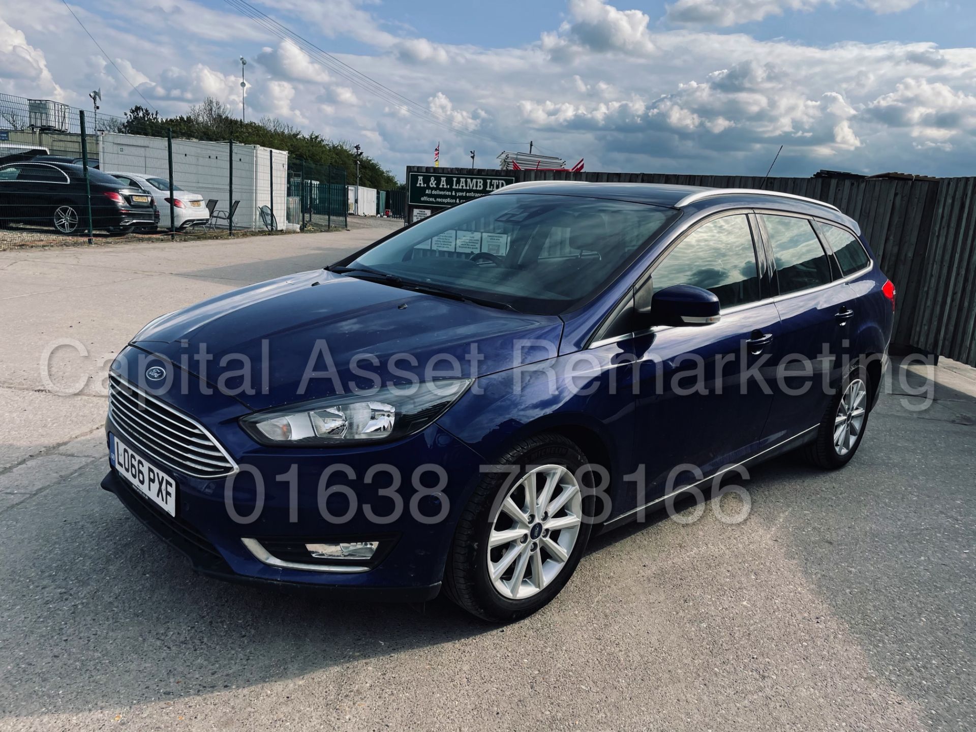 FORD FOCUS *TITANIUM NAVIGATION* 5 DOOR ESTATE (2017 - EURO 6) '2.0 TDCI - 150 BHP - 6 SPEED' - Image 5 of 50