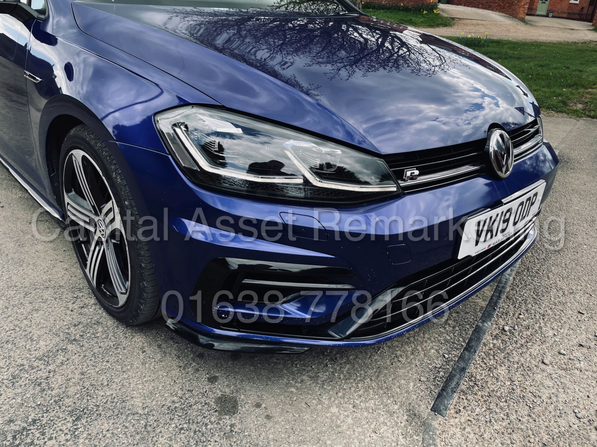 (ON SALE) VOLKSWAGEN GOLF R *4-MOTION* 5 DR HATCHBACK (2019) '2.0 TSI -300 BHP -AUTO DSG' *TOP SPEC* - Image 15 of 52