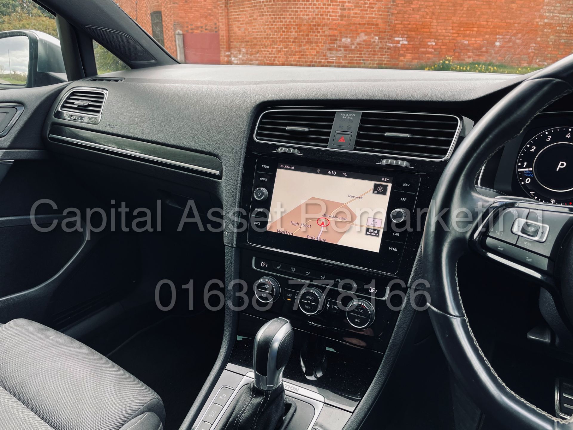 (ON SALE) VOLKSWAGEN GOLF R *4-MOTION* 5 DR HATCHBACK (2019) '2.0 TSI -300 BHP -AUTO DSG' *TOP SPEC* - Image 42 of 52