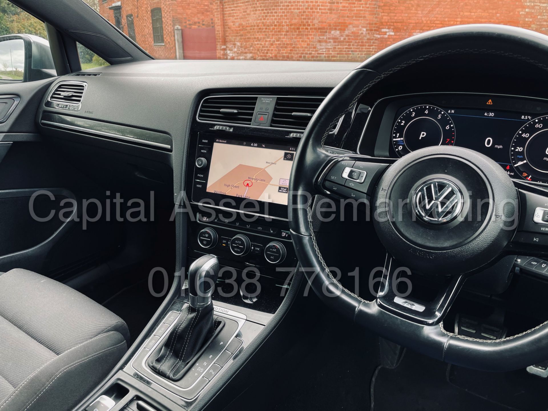 (ON SALE) VOLKSWAGEN GOLF R *4-MOTION* 5 DR HATCHBACK (2019) '2.0 TSI -300 BHP -AUTO DSG' *TOP SPEC* - Image 40 of 52