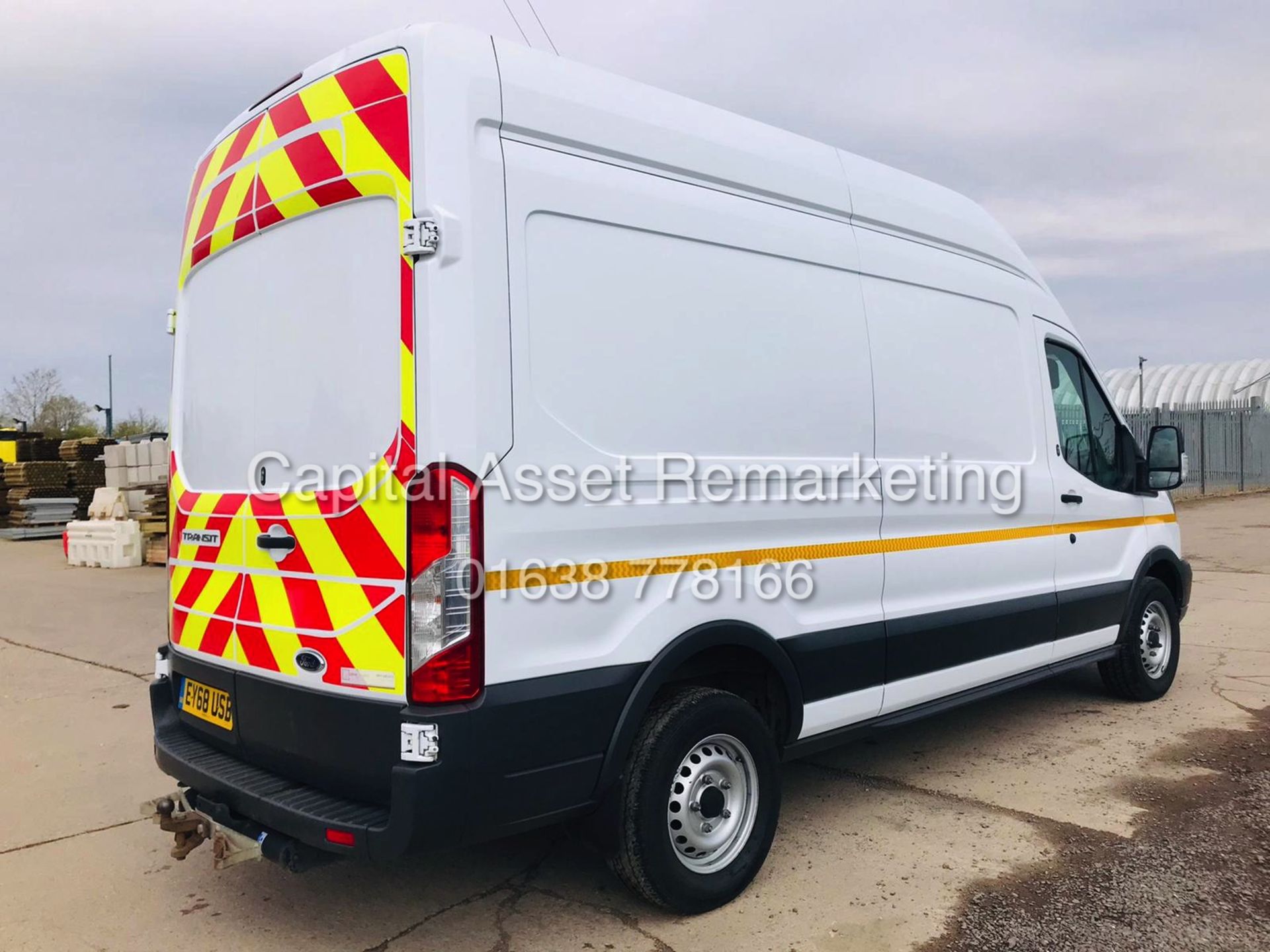 ON SALE FORD TRANSIT 2.0TDCI L2H3 350 (2019 MODEL) 1 OWNER *EURO 6 / ULEZ COMPLIANT* LOW MILEAGE - Image 8 of 10