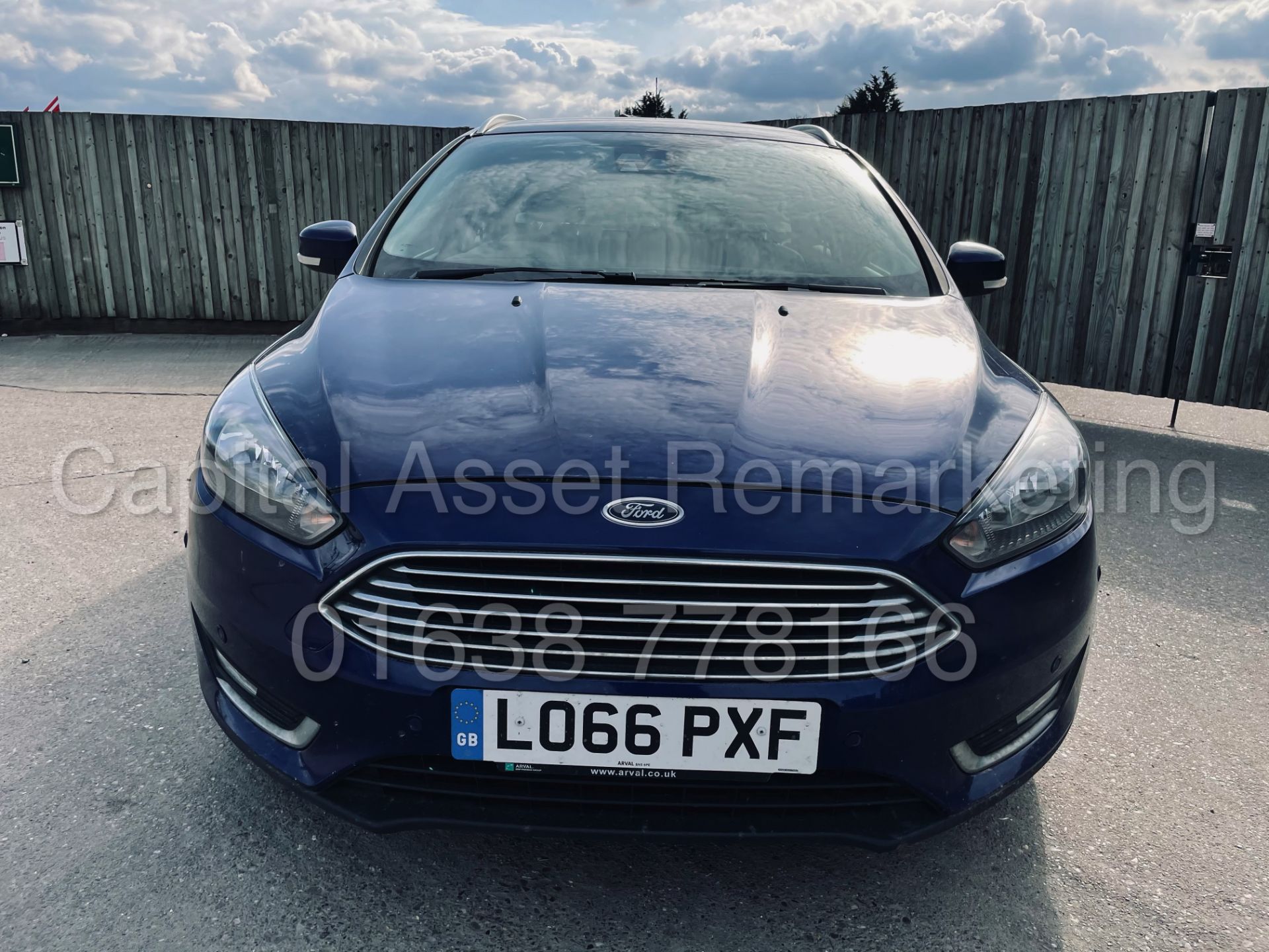 FORD FOCUS *TITANIUM NAVIGATION* 5 DOOR ESTATE (2017 - EURO 6) '2.0 TDCI - 150 BHP - 6 SPEED' - Image 4 of 50