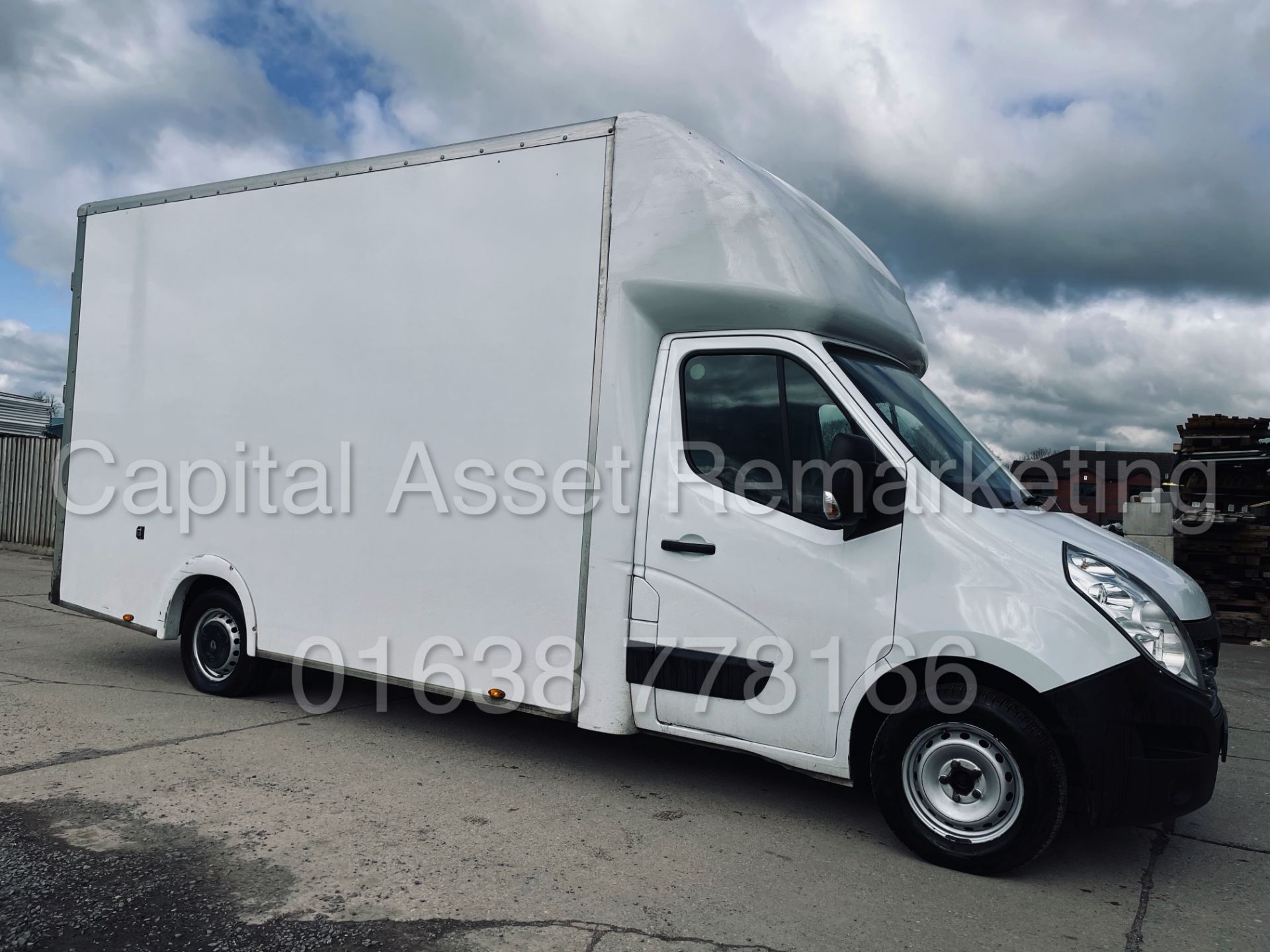 RENAULT MASTER *LWB - LOW LOADER / LUTON BOX VAN* (2018 - EURO 6) '2.3 DCI -140 BHP - 6 SPEED' *A/C*