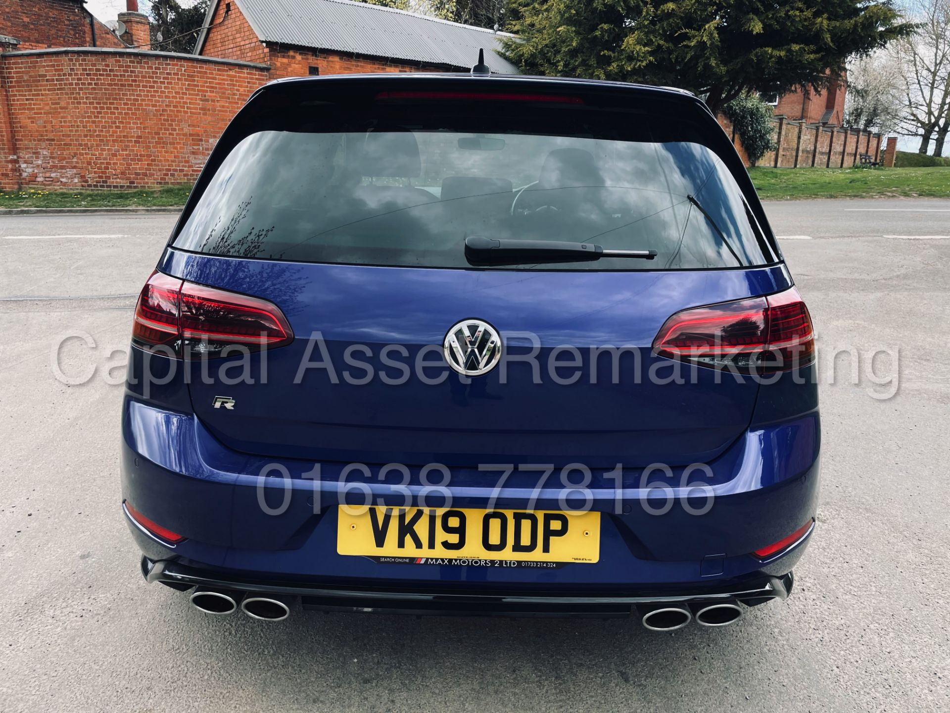 (ON SALE) VOLKSWAGEN GOLF R *4-MOTION* 5 DR HATCHBACK (2019) '2.0 TSI -300 BHP -AUTO DSG' *TOP SPEC* - Image 11 of 52