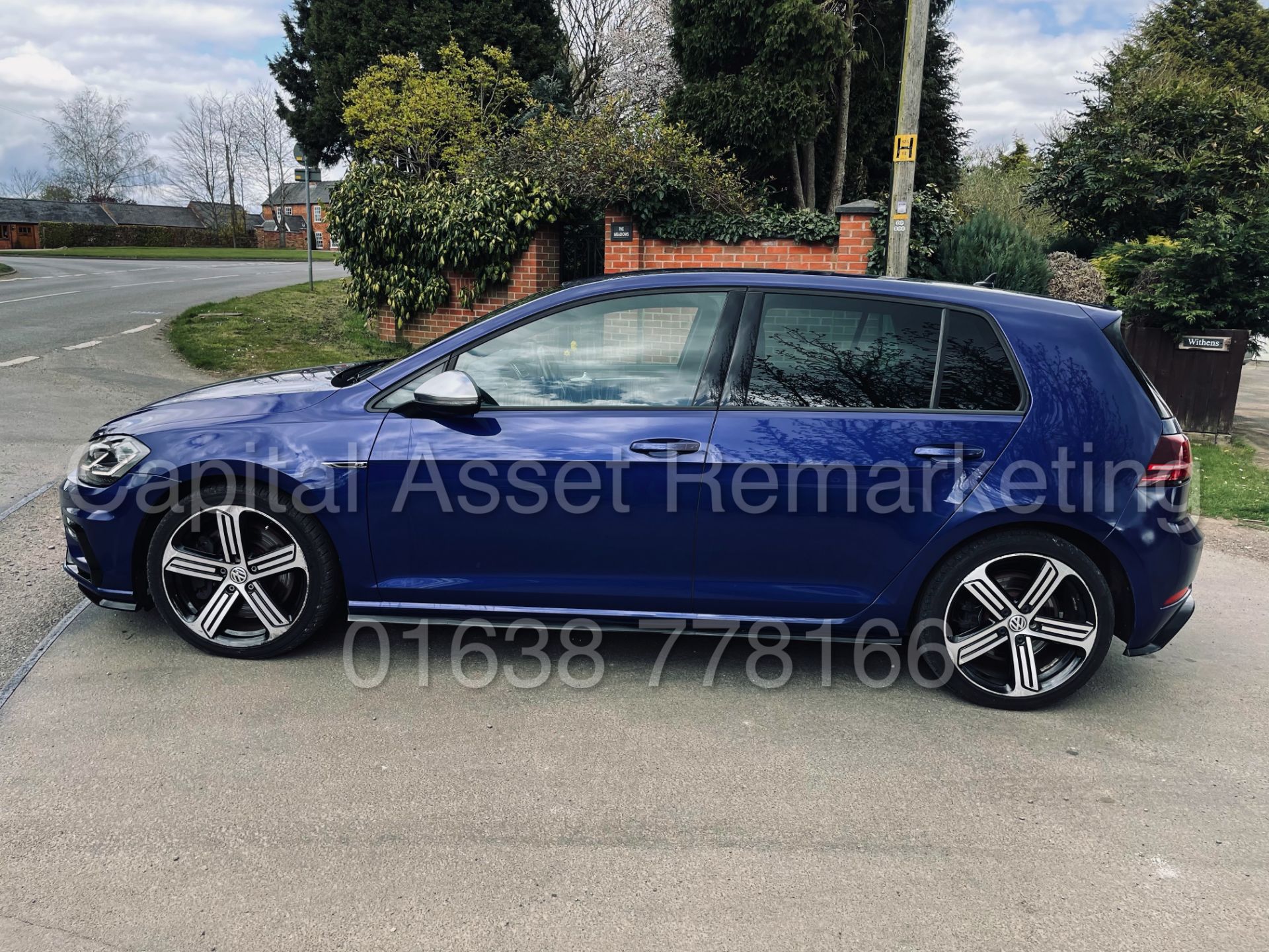 (ON SALE) VOLKSWAGEN GOLF R *4-MOTION* 5 DR HATCHBACK (2019) '2.0 TSI -300 BHP -AUTO DSG' *TOP SPEC* - Image 8 of 52