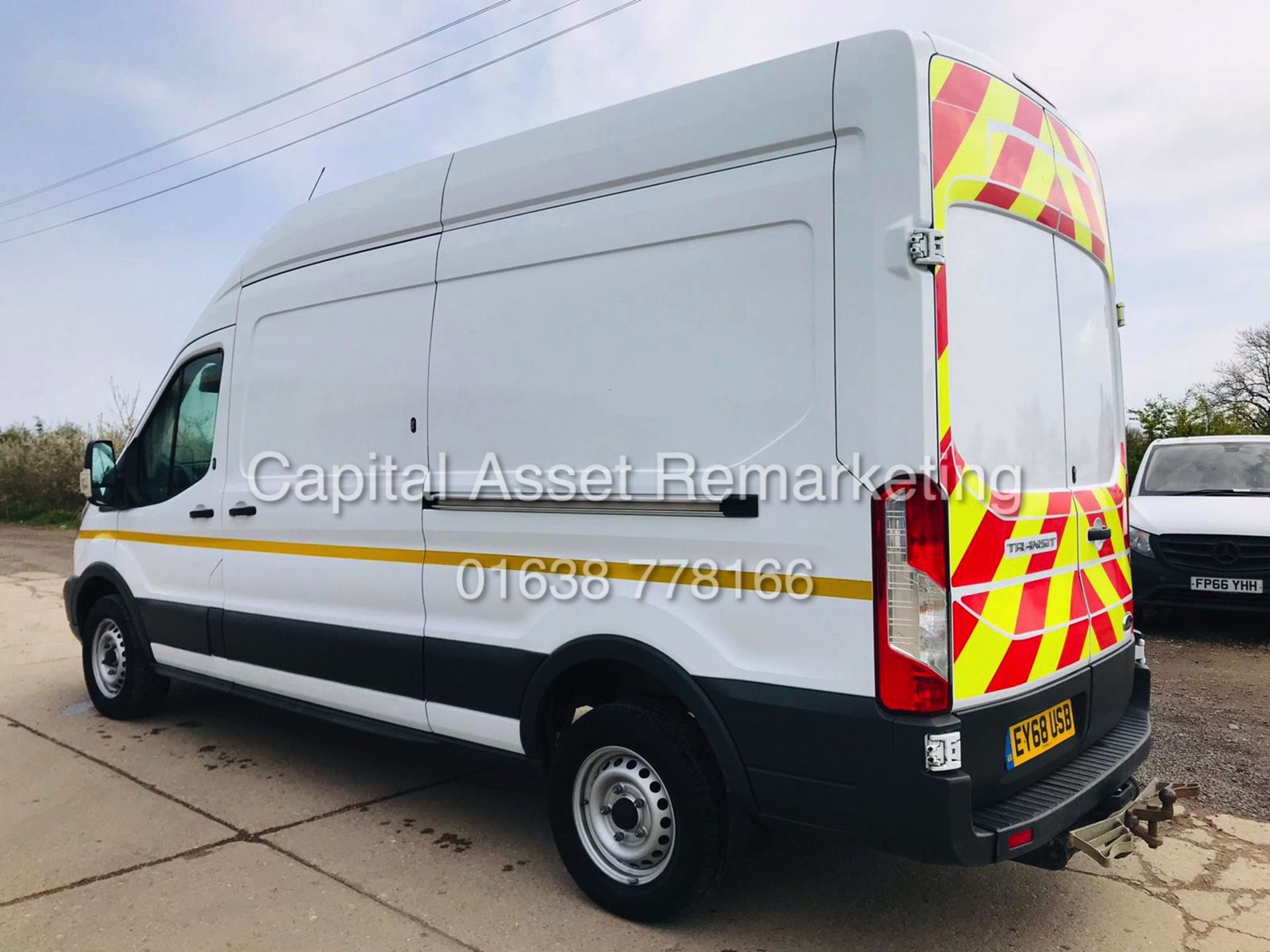 ON SALE FORD TRANSIT 2.0TDCI L2H3 350 (2019 MODEL) 1 OWNER *EURO 6 / ULEZ COMPLIANT* LOW MILEAGE - Image 6 of 10