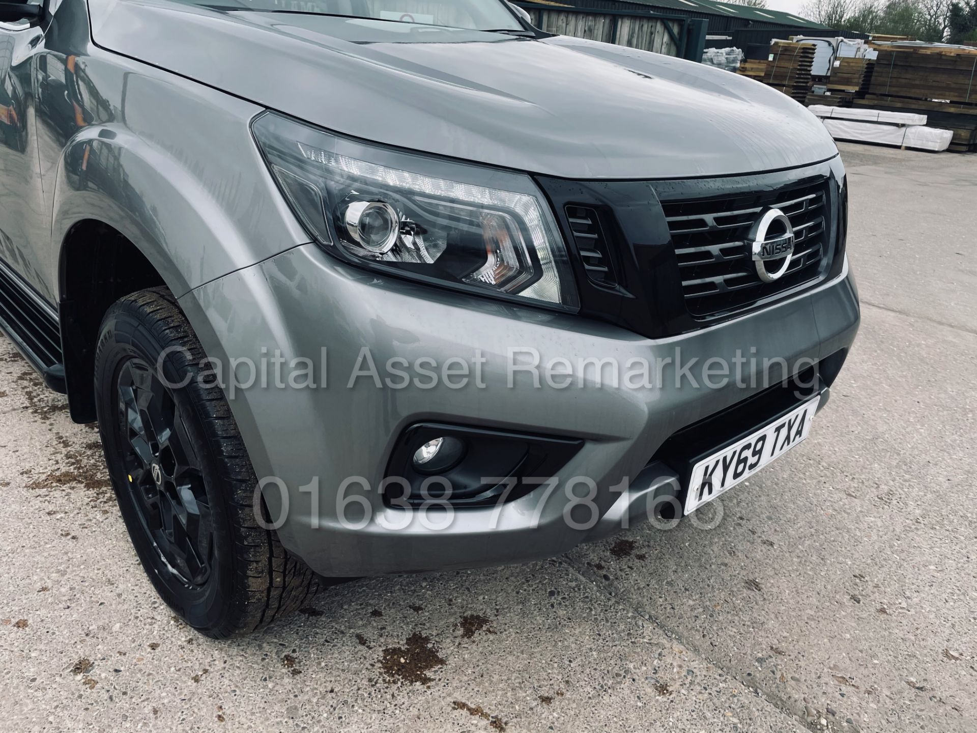 ON SALE NISSAN NAVARA *N-GUARD* DOUBLE CAB PICK-UP (2020 MODEL) '2.3 DCI - 190 BHP' *MASSIVE SPEC* - Image 16 of 56