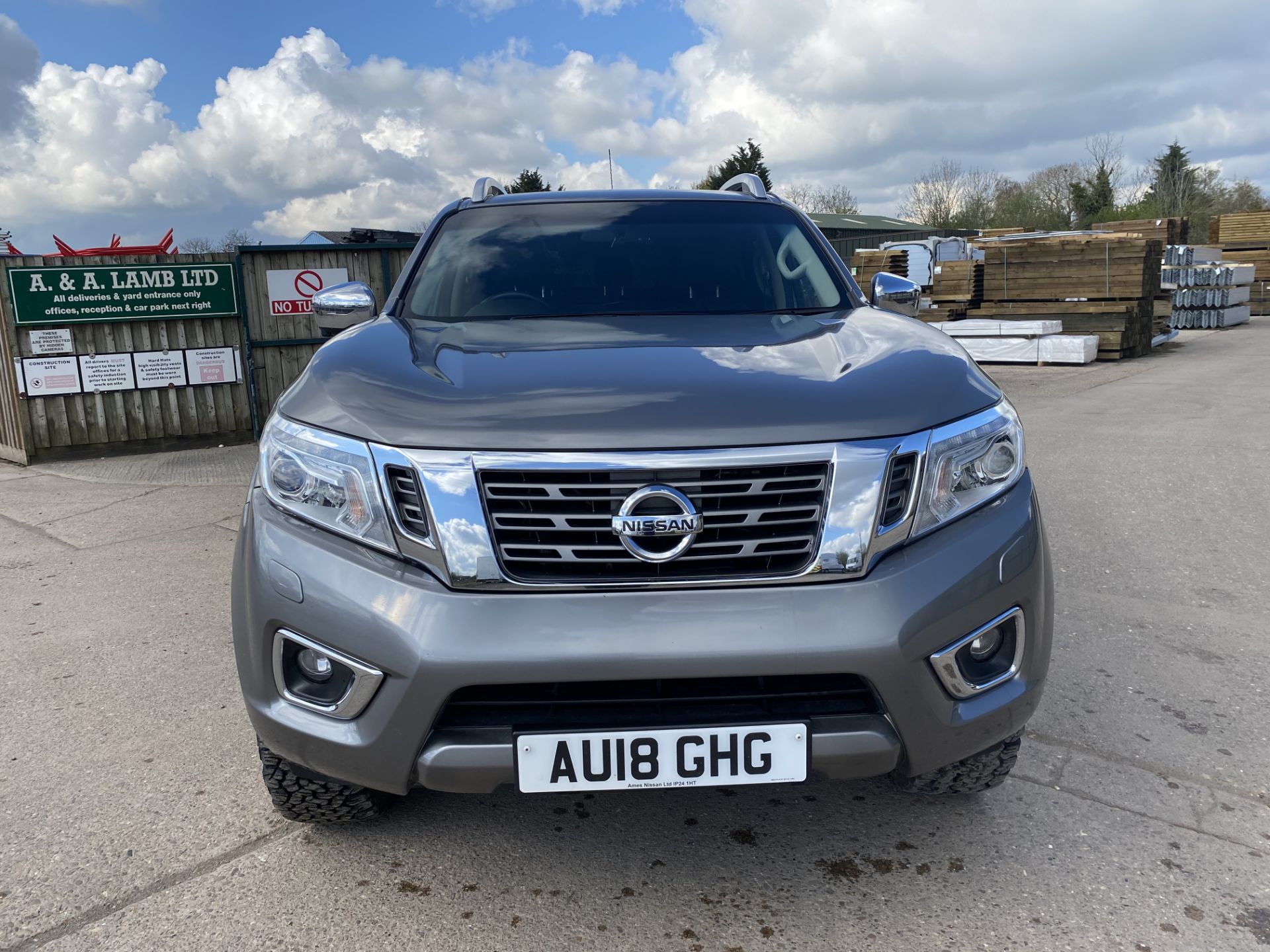 NISSAN NAVARA TEKNA DCI "AUTO" D/C - 18 REG - LEATHER - SAT NAV - CANOPY - HUGE SPEC - 1 OWNER - Image 3 of 28