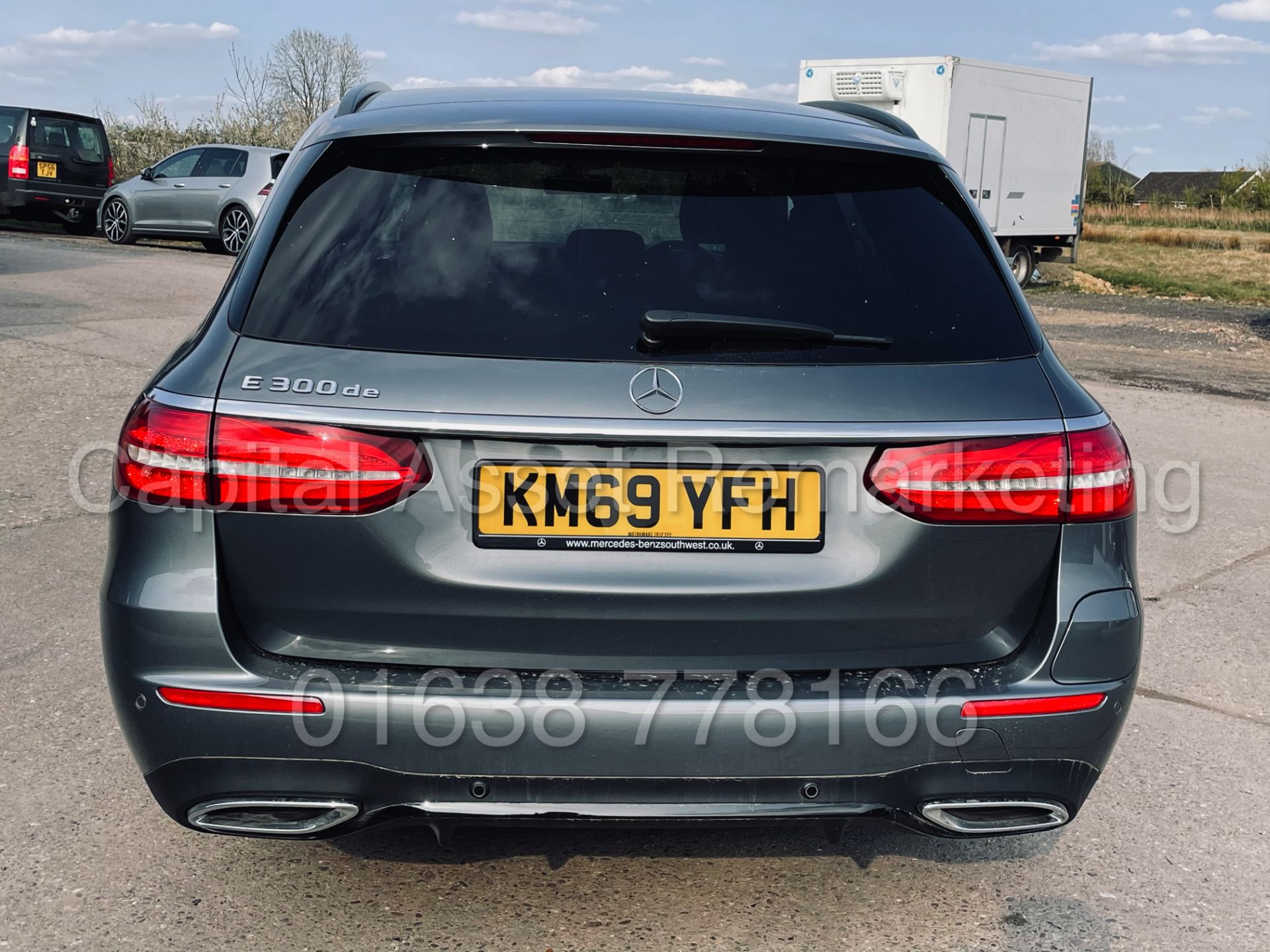 MERCEDES-BENZ E300DE *AMG LINE - ESTATE* DIESEL HYBRID (2020 MODEL) '9G TRONIC - SAT NAV' *WOW* - Image 11 of 53