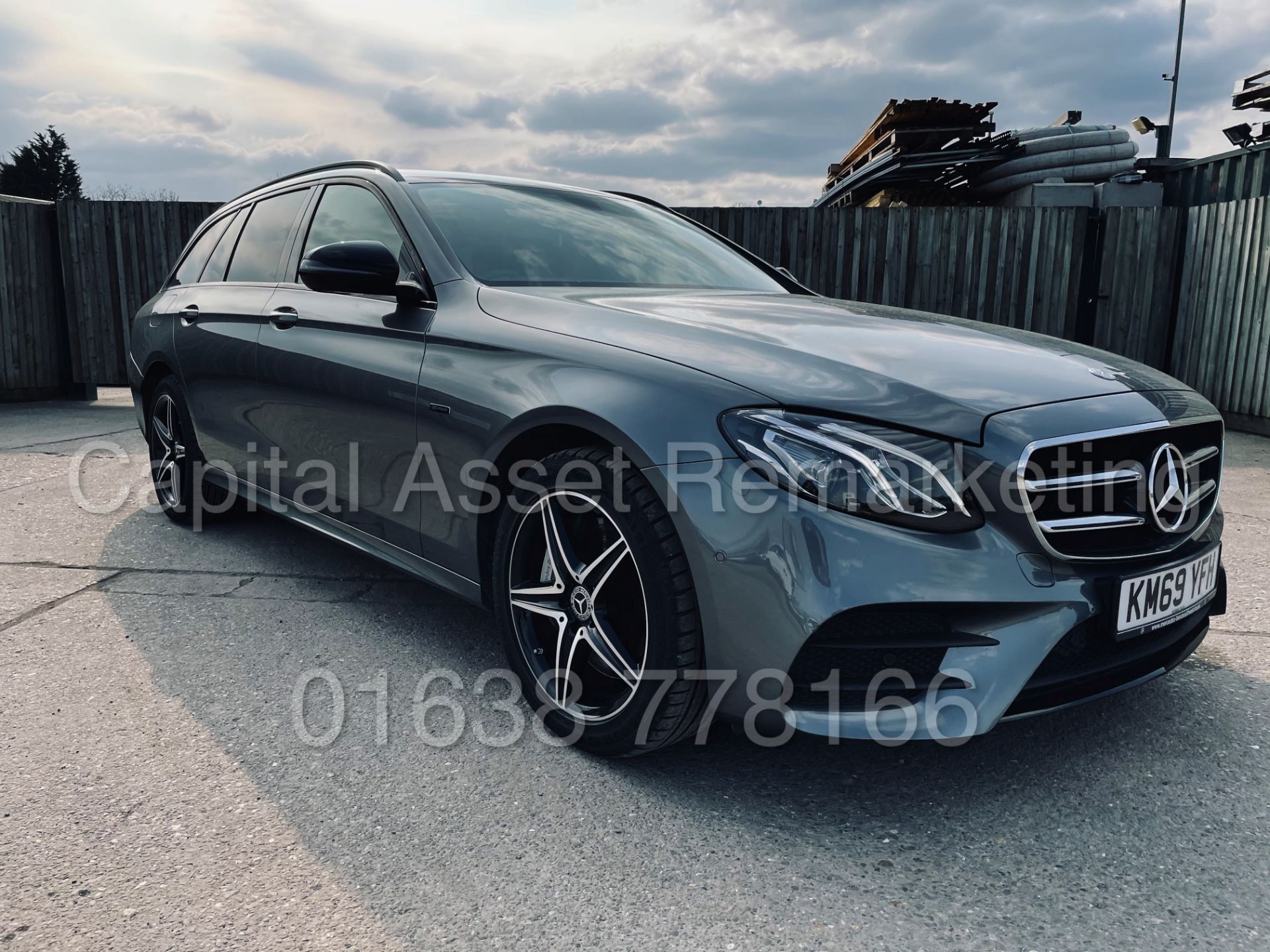 MERCEDES-BENZ E300DE *AMG LINE - ESTATE* DIESEL HYBRID (2020 MODEL) '9G TRONIC - SAT NAV' *WOW* - Image 3 of 53