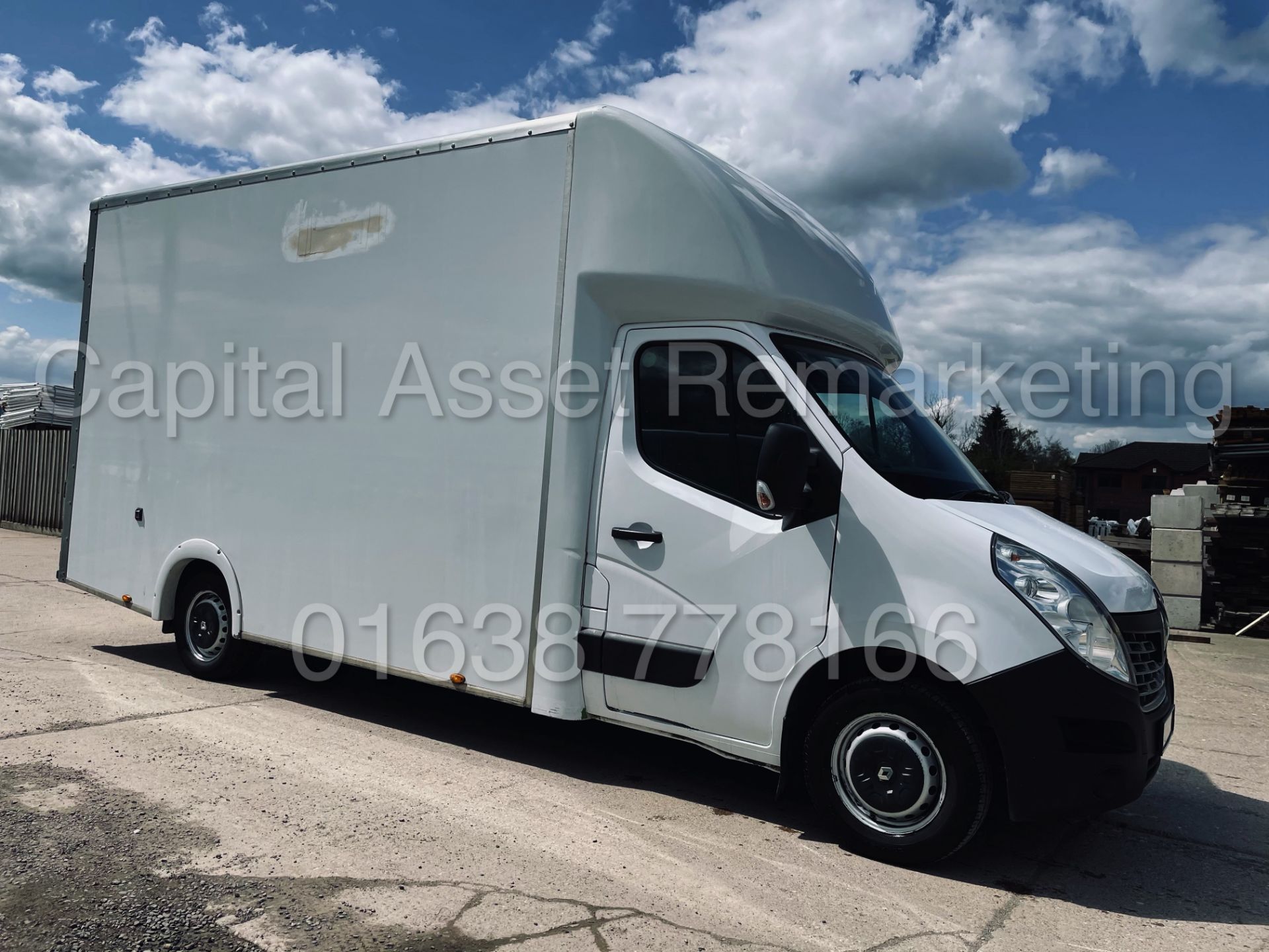 (On Sale) RENAULT MASTER *LWB - LOW LOADER / LUTON BOX VAN* (2018 - EURO 6) '2.3 DCI -6 SPEED' *A/C* - Image 11 of 38