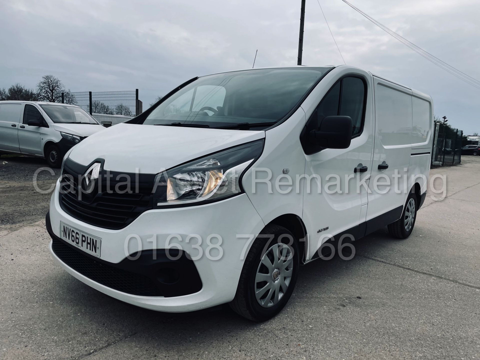 (On Sale) RENAULT TRAFIC *BUSINESS+ ENERGY* VAN (66 REG - EURO 6) '1.6 DCI - 6 SPEED' *A/C* (NO VAT) - Image 5 of 38