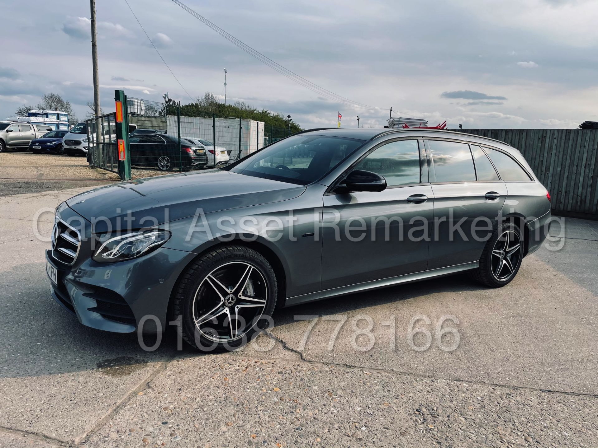 MERCEDES-BENZ E300DE *AMG LINE - ESTATE* DIESEL HYBRID (2020 MODEL) '9G TRONIC - SAT NAV' *WOW* - Image 7 of 53