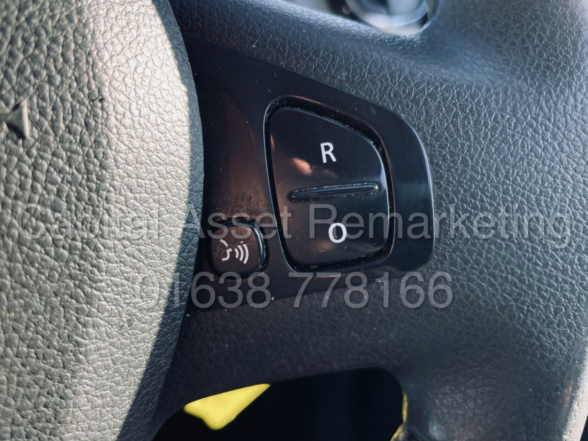 (On Sale) RENAULT TRAFIC *SPORT* SWB (66 REG - EURO 6) '1.6 DCI - 6 SPEED' *A/C - NAV* (NO VAT) - Image 41 of 43