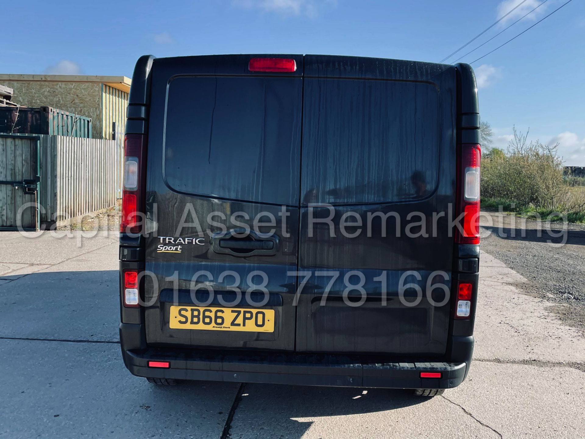 (On Sale) RENAULT TRAFIC *SPORT* SWB (66 REG - EURO 6) '1.6 DCI - 6 SPEED' *A/C - NAV* (NO VAT) - Image 11 of 43