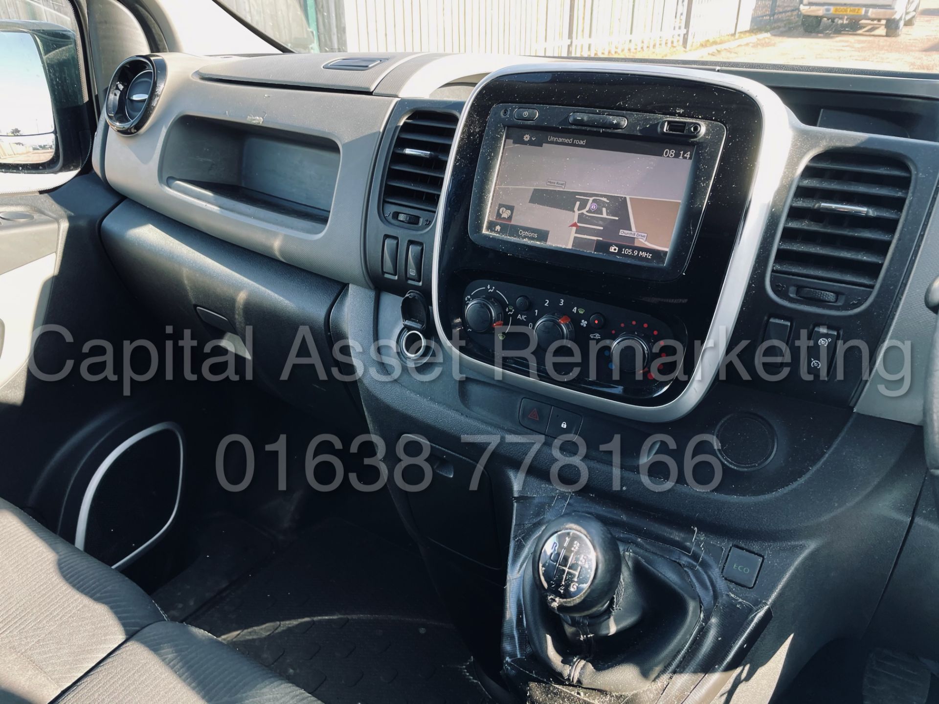 (On Sale) RENAULT TRAFIC *SPORT* SWB (66 REG - EURO 6) '1.6 DCI - 6 SPEED' *A/C - NAV* (NO VAT) - Image 35 of 43