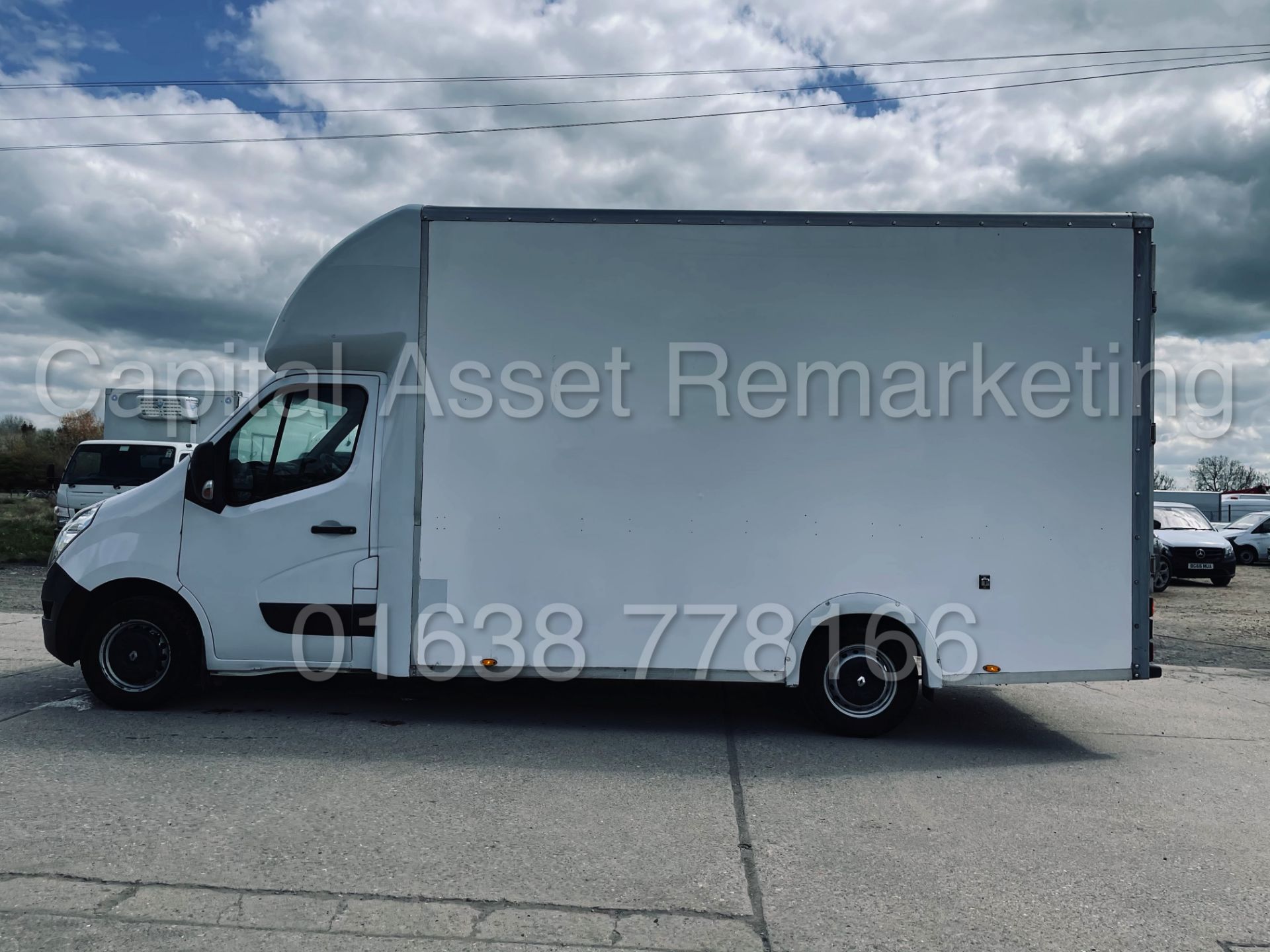 (On Sale) RENAULT MASTER *LWB - LOW LOADER / LUTON BOX VAN* (2018 - EURO 6) '2.3 DCI -6 SPEED' *A/C* - Image 4 of 38